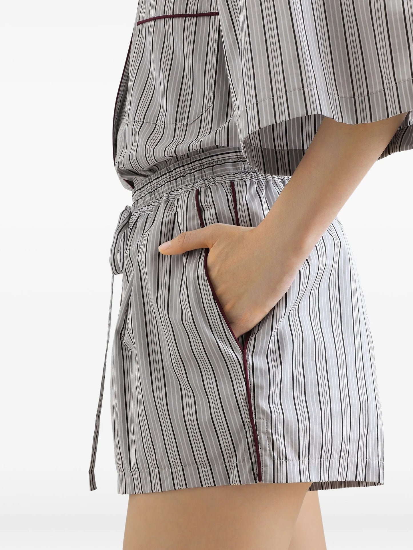 striped drawstring-waistband shorts