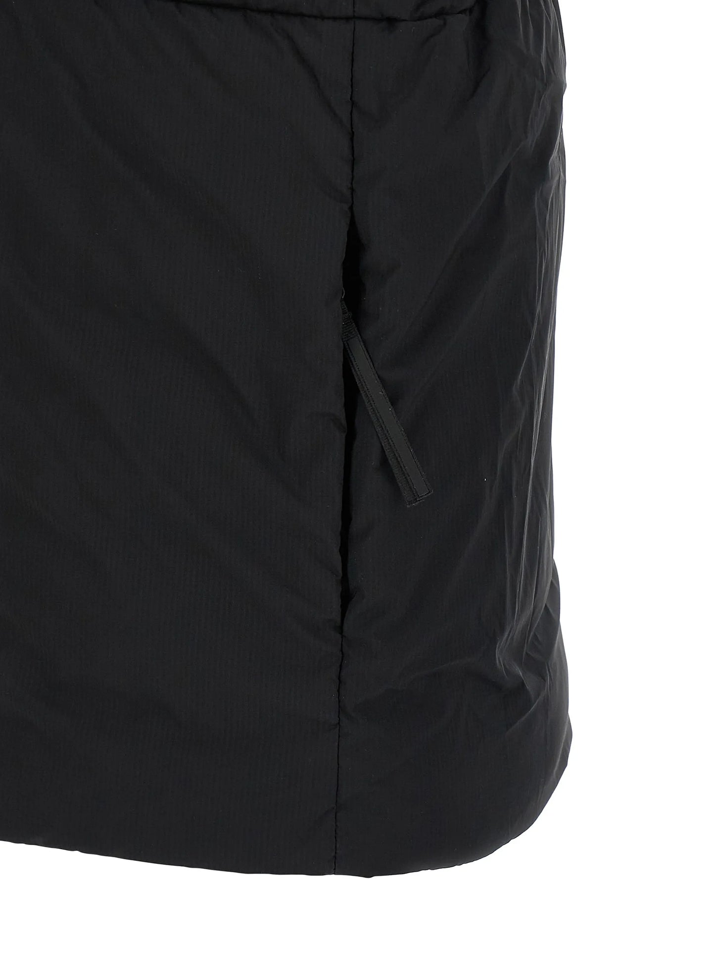 quilted logo-patch gilet