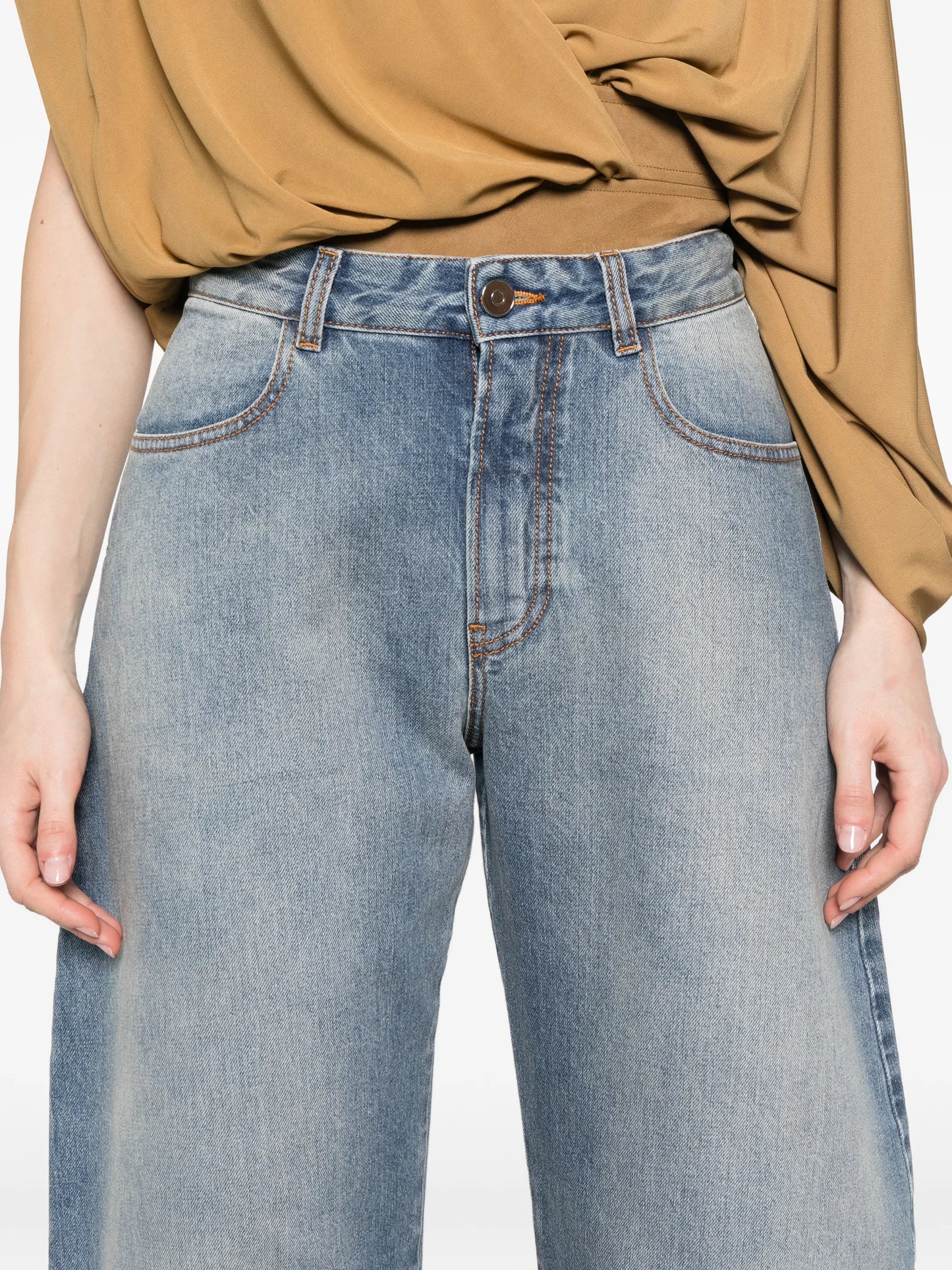 round jeans
