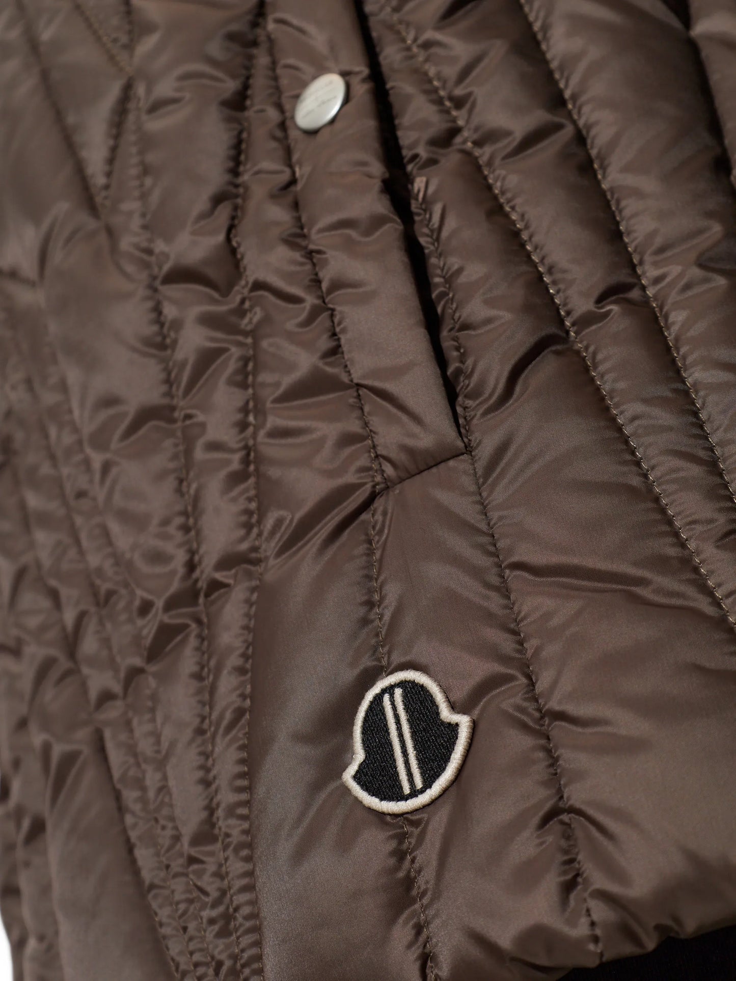 hooded quilted gilet