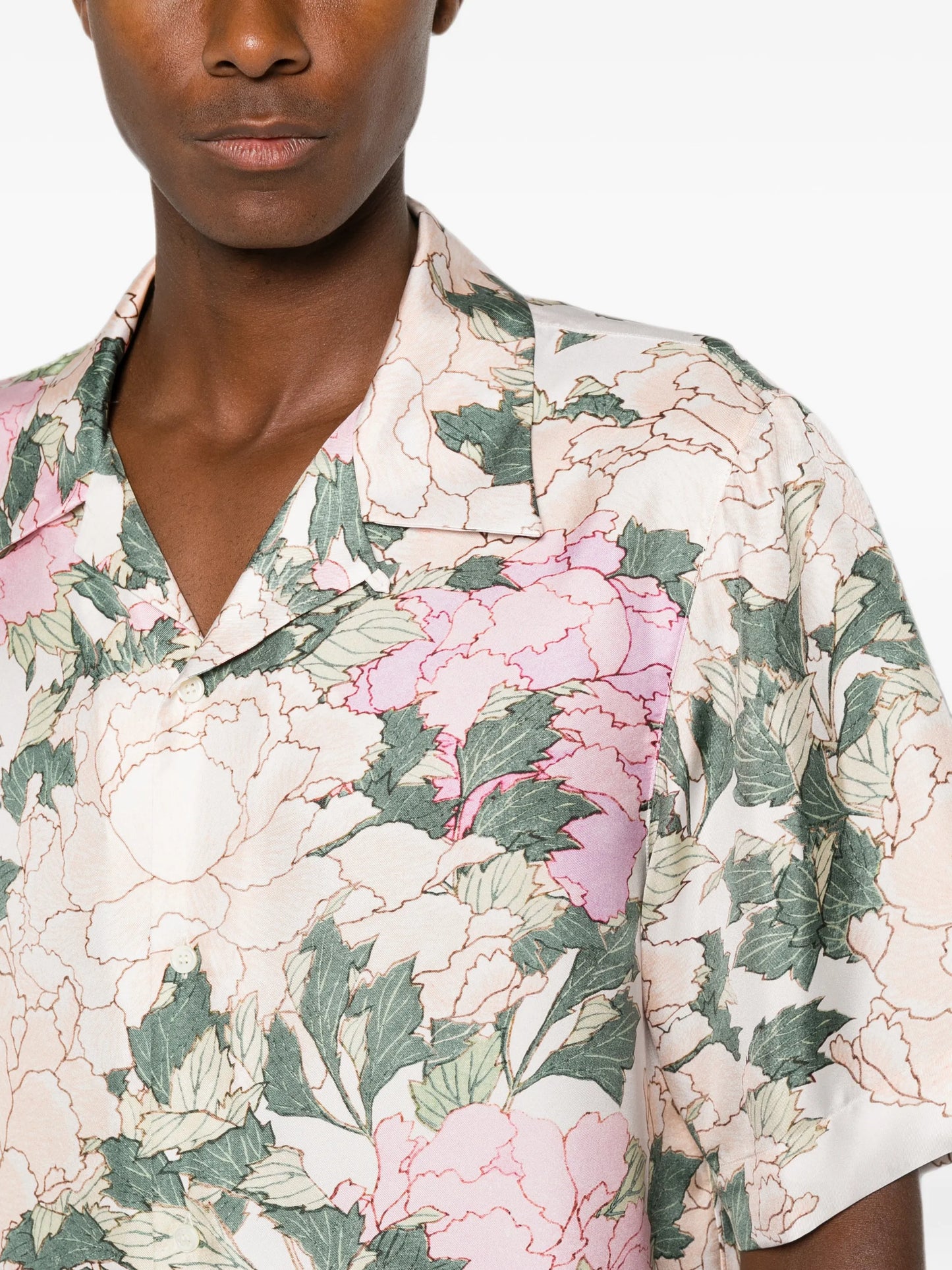 shirt in silk with pastel flowers print