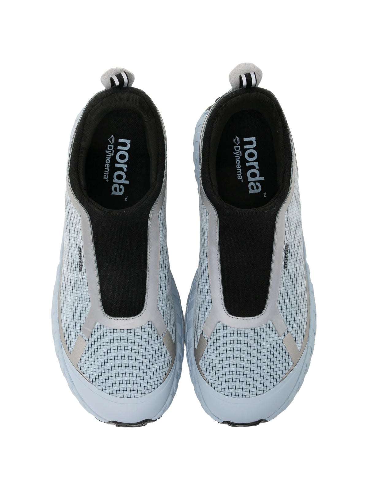 003 sneakers