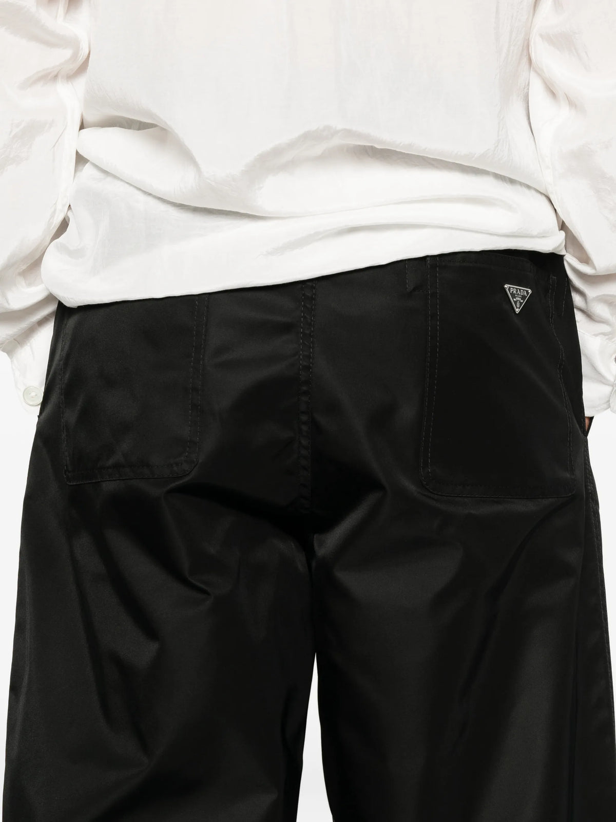 elasticated-waistband straight-leg trousers