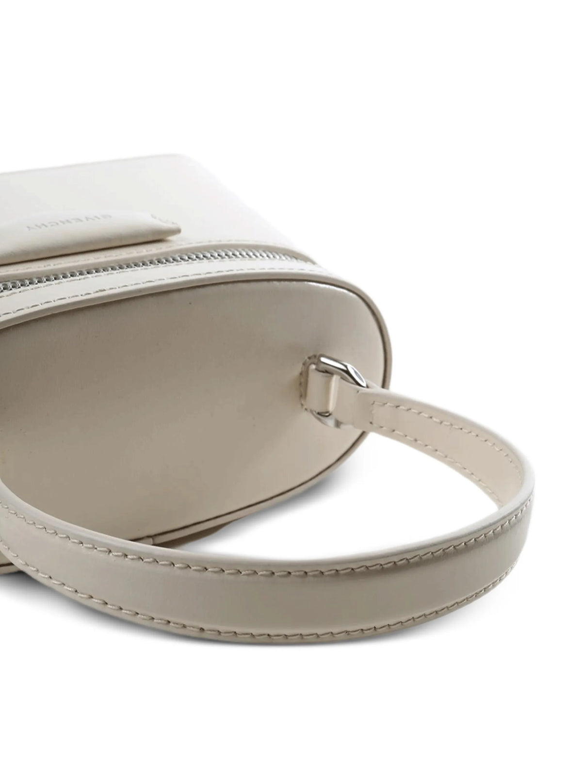 Antigona vanity bag in box leather with chain
