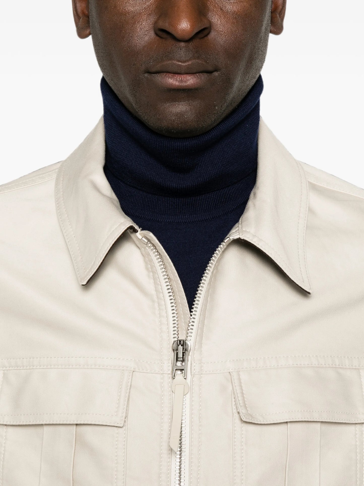point-collar overshirt