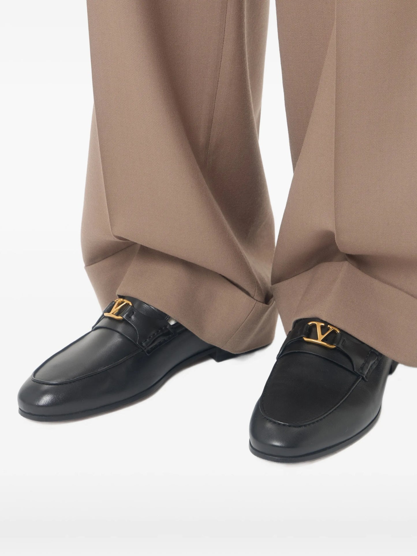 Vlogo Signature nappa leather loafers