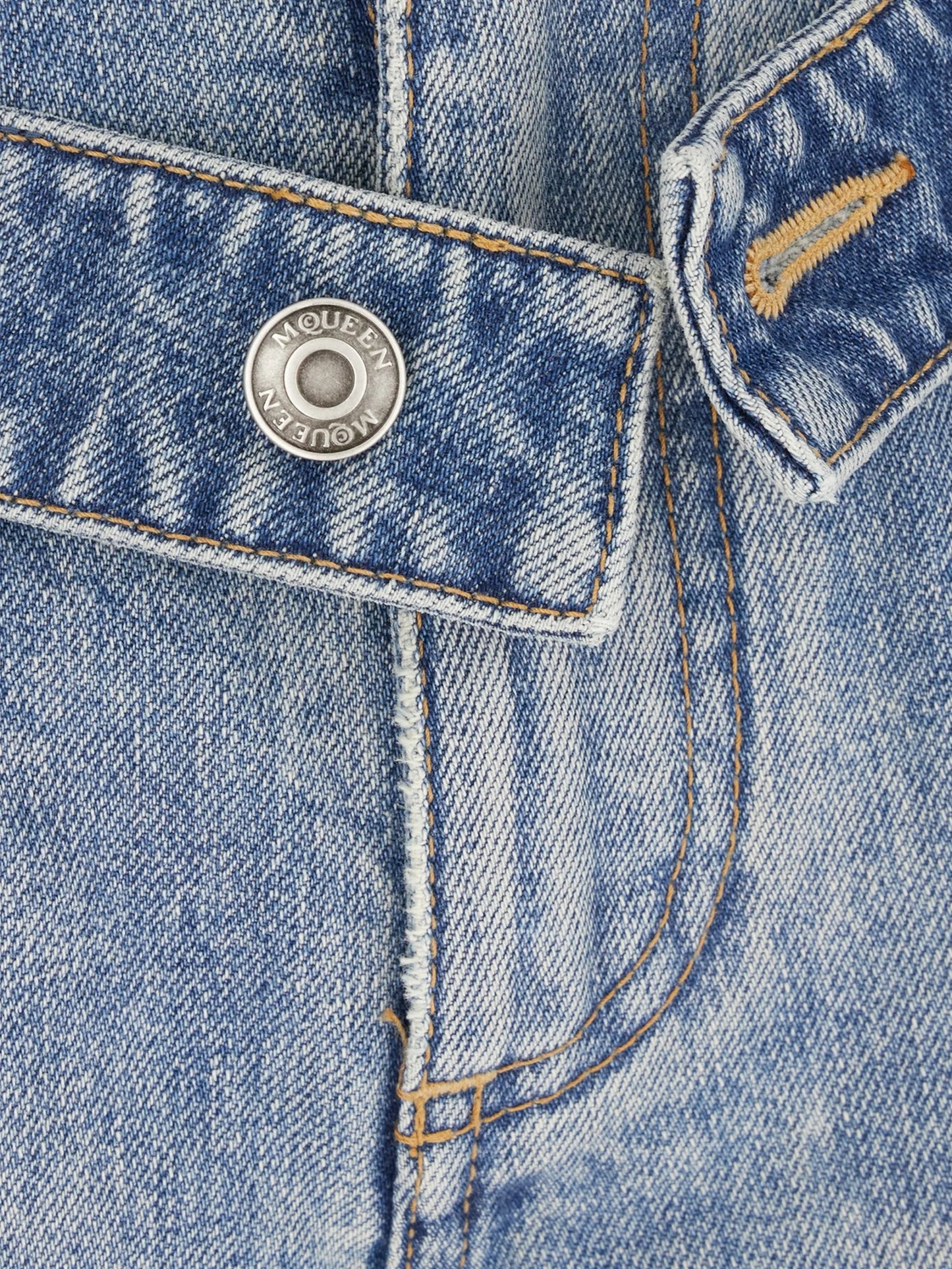 deconstructed waist jeans in washed blue