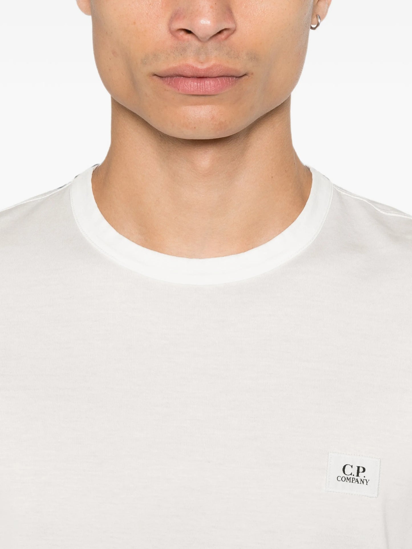 logo-patch jersey T-shirt