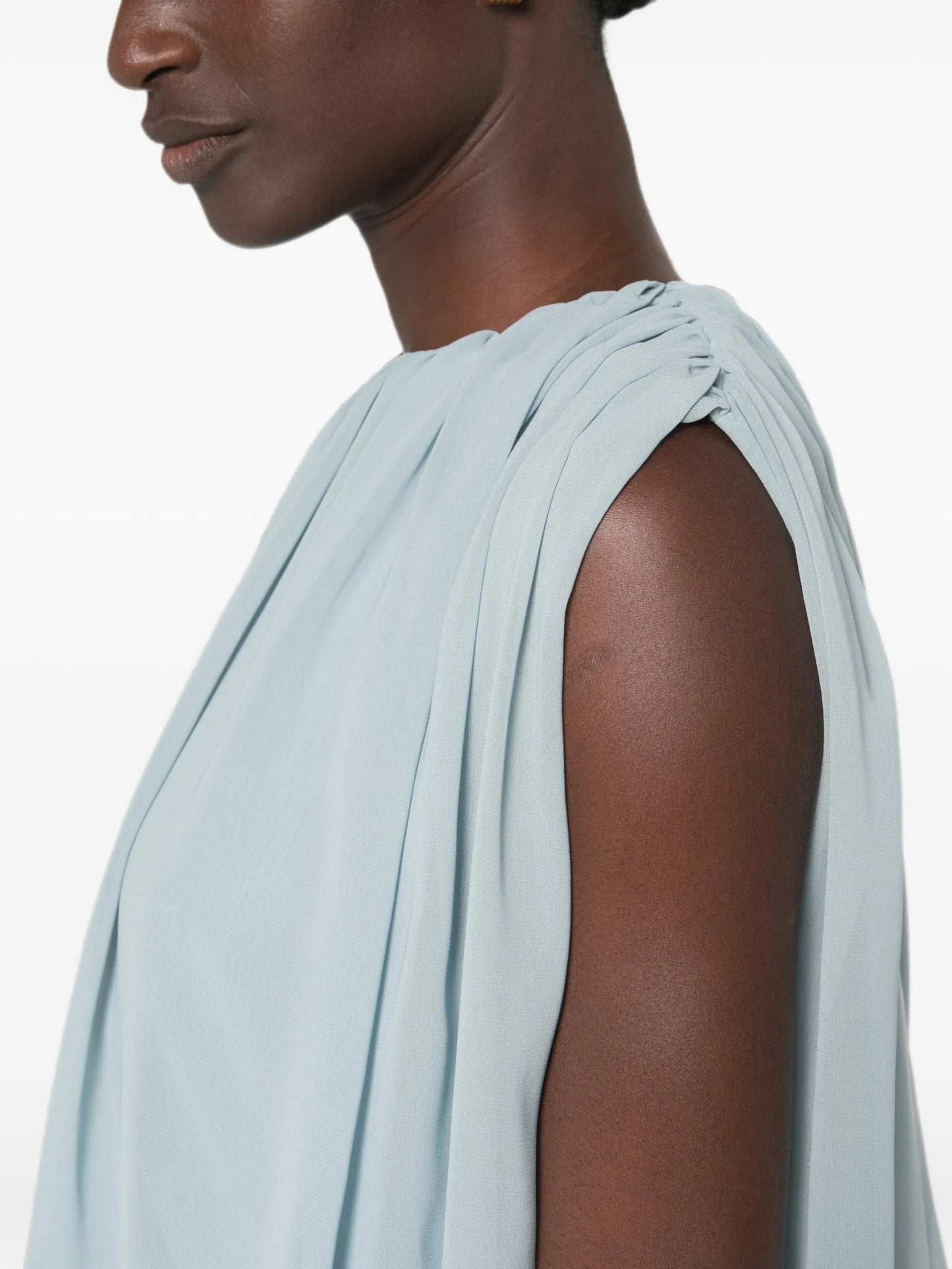 sleeveless blouse