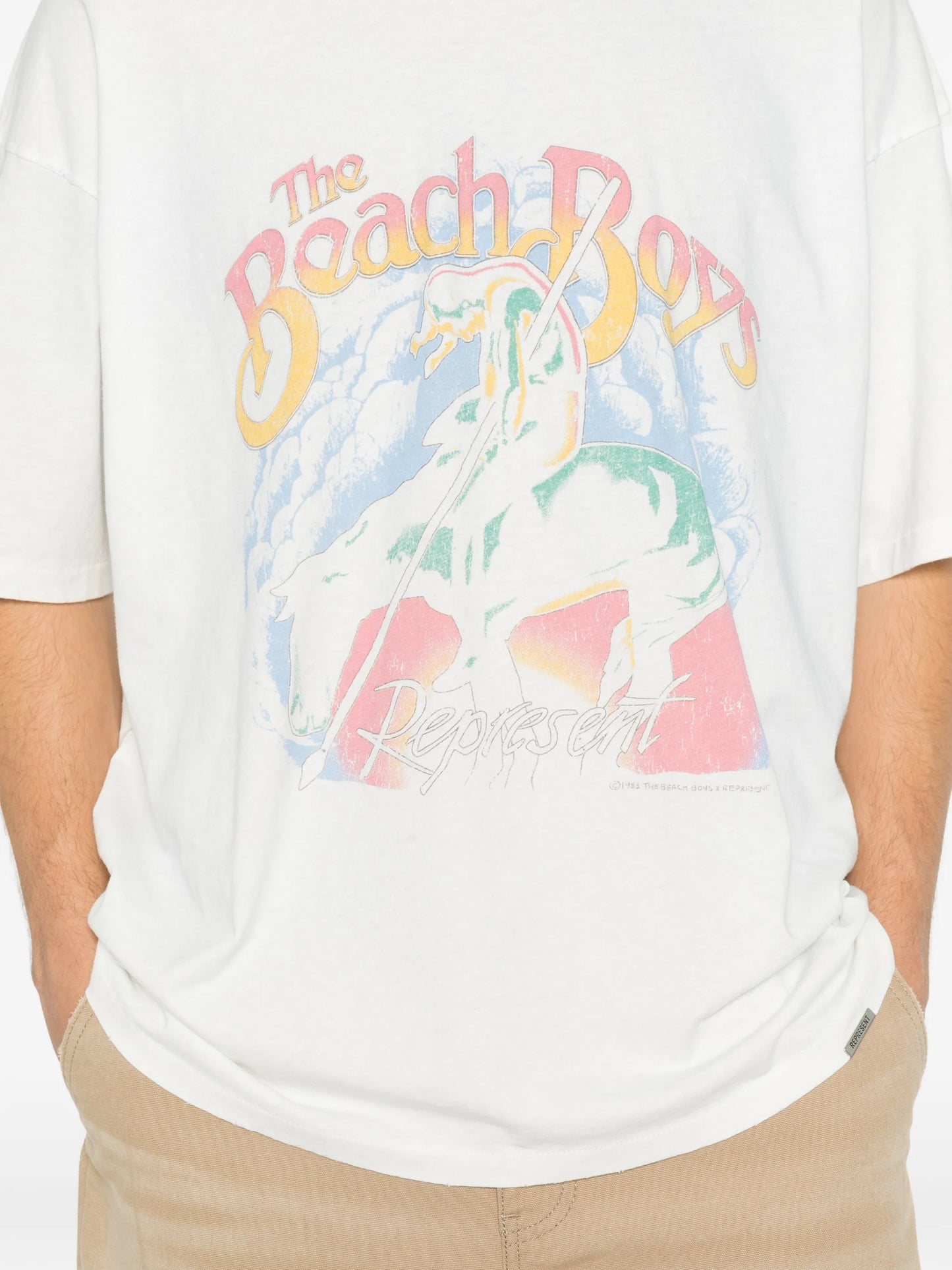 graphic-print T-shirt