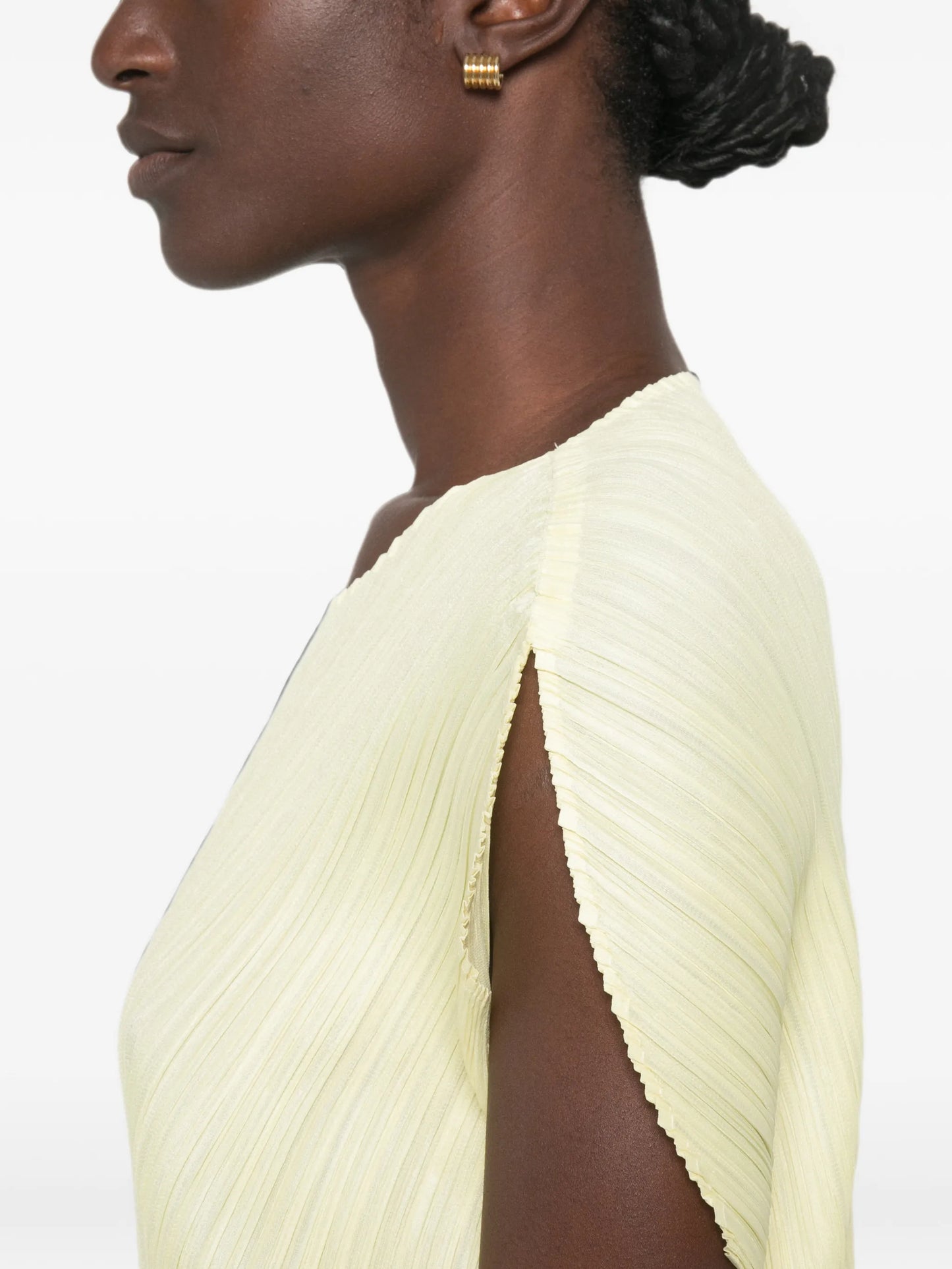 Monthly Colors July pleated shirt