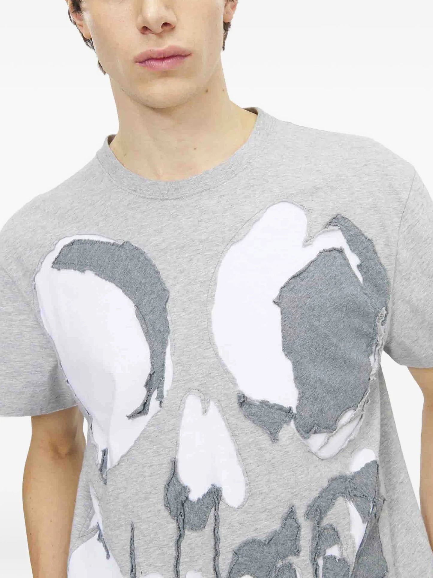Skull applique T-shirt in light grey