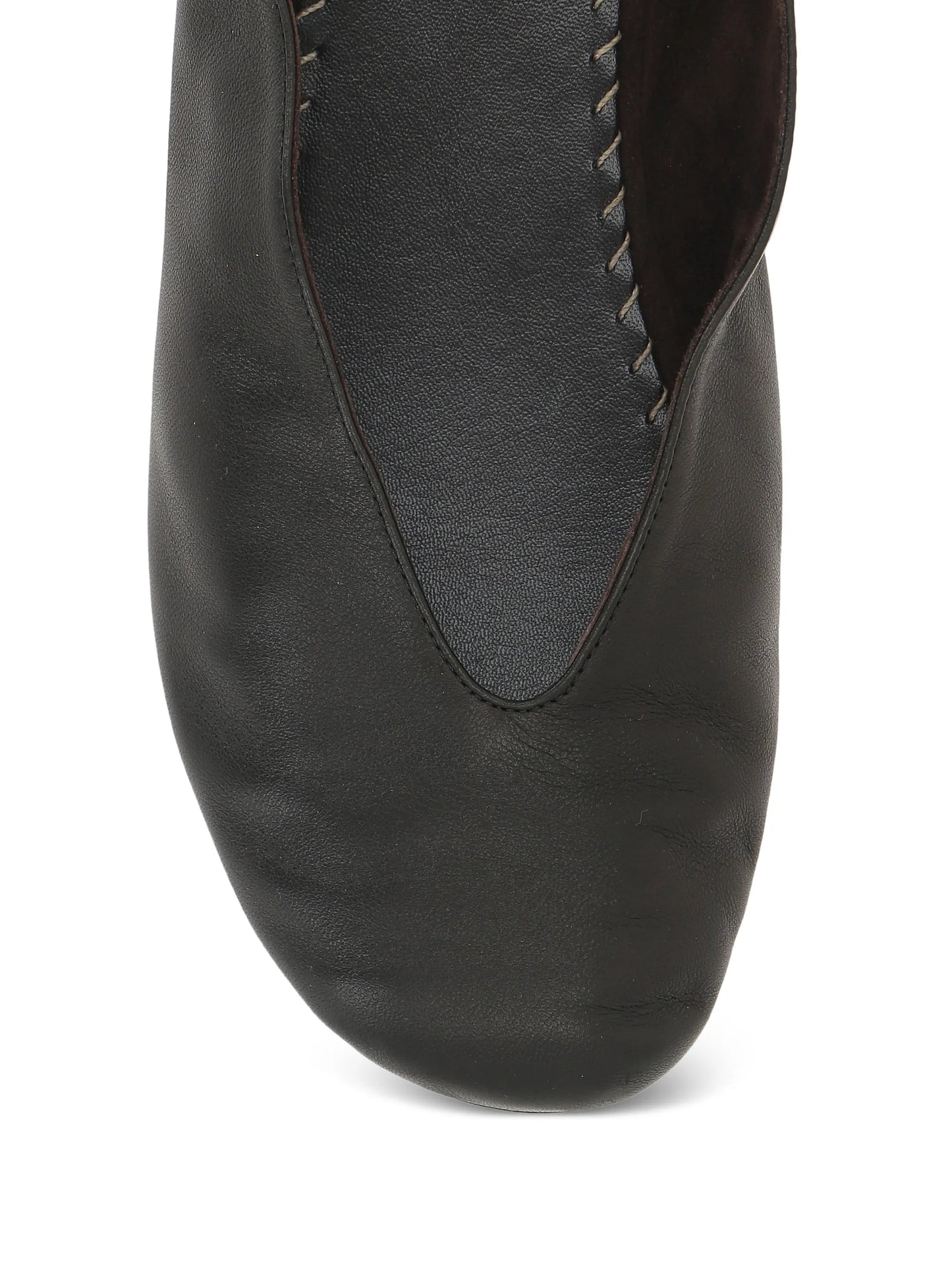 V-neck leather loafers