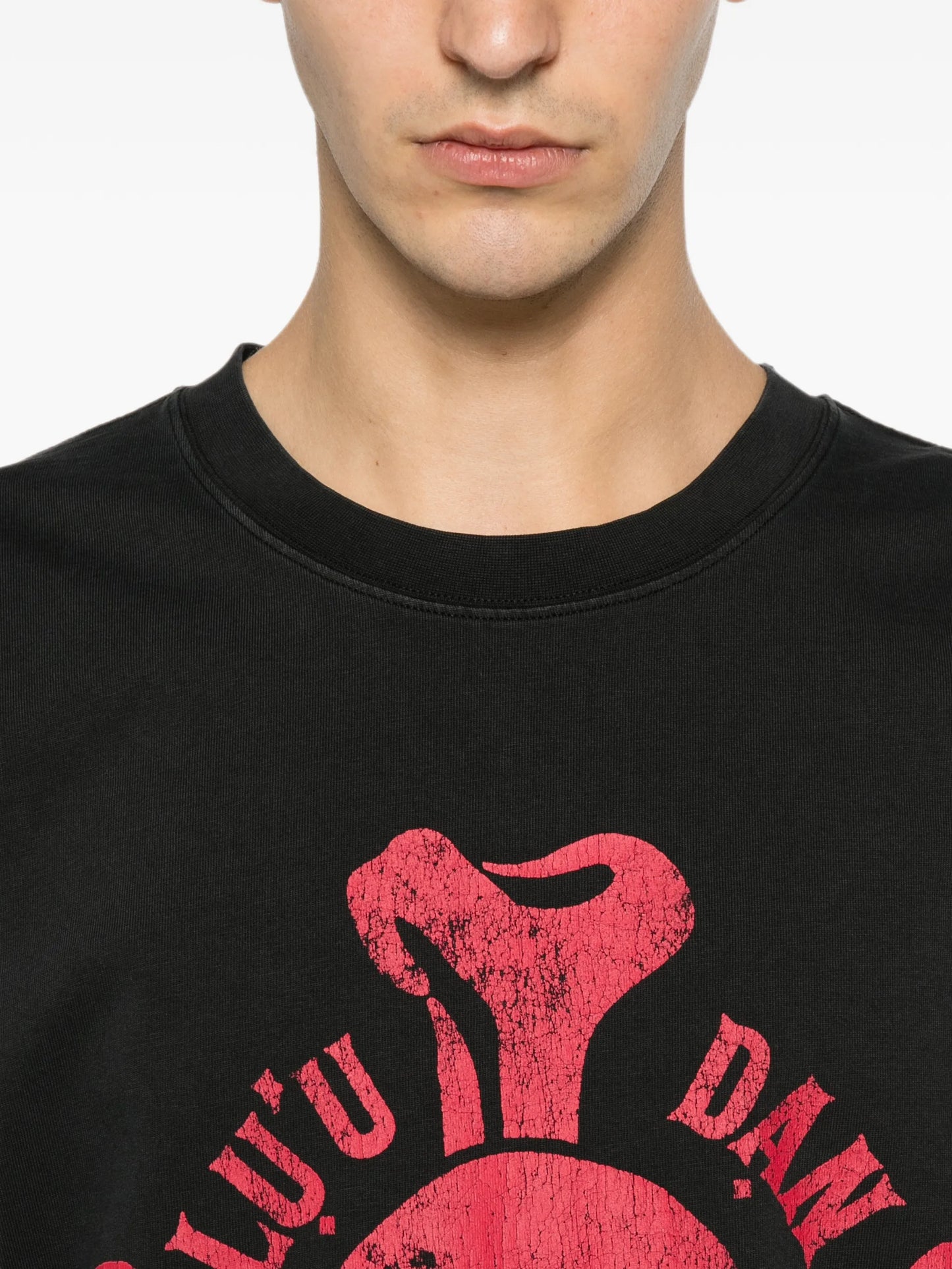 skull-print T-shirt