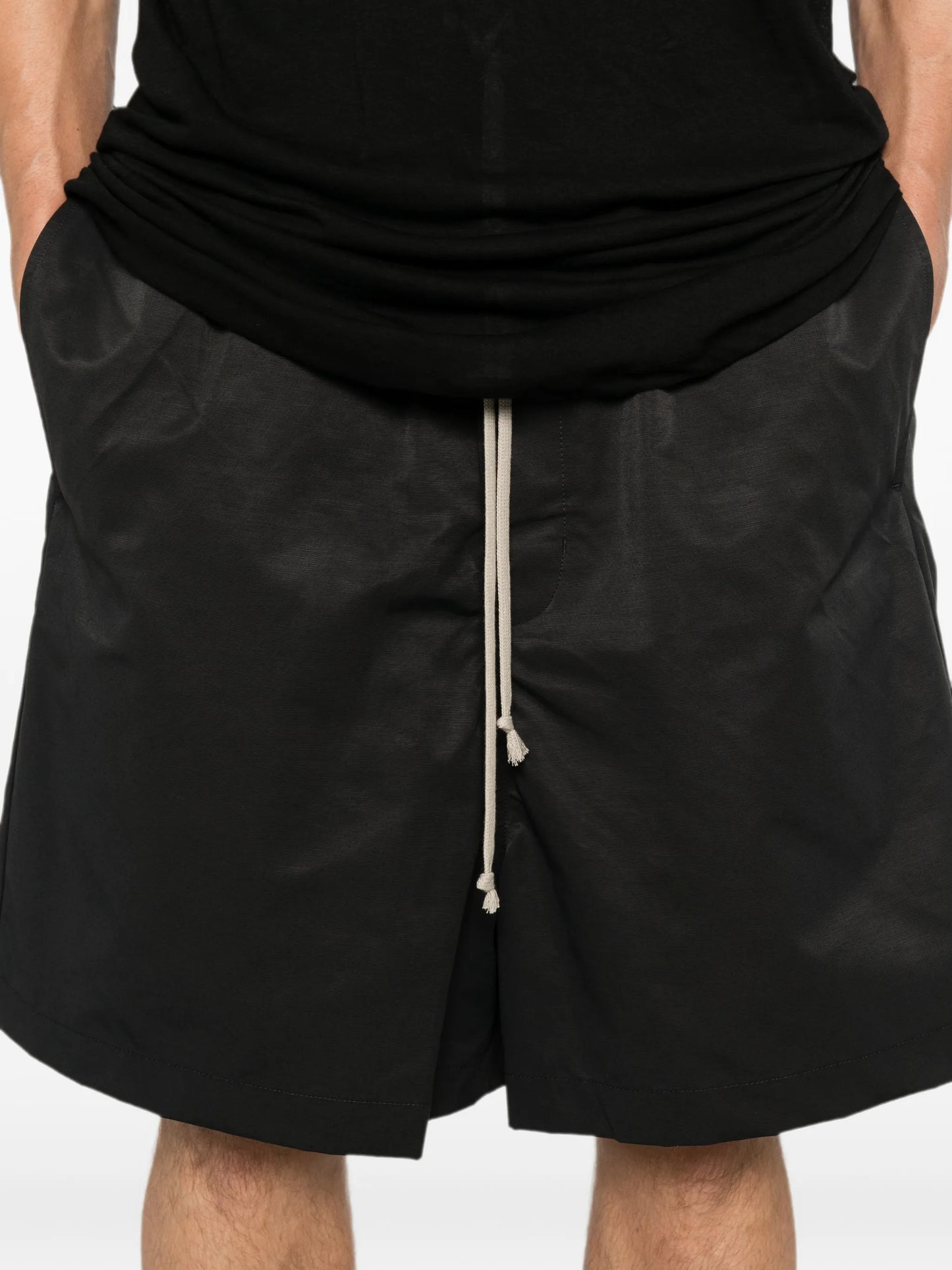 drawstring-waist drop-crotch shorts