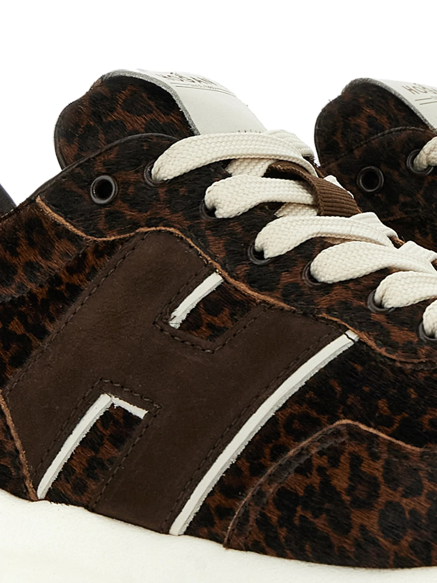 H641 sneakers