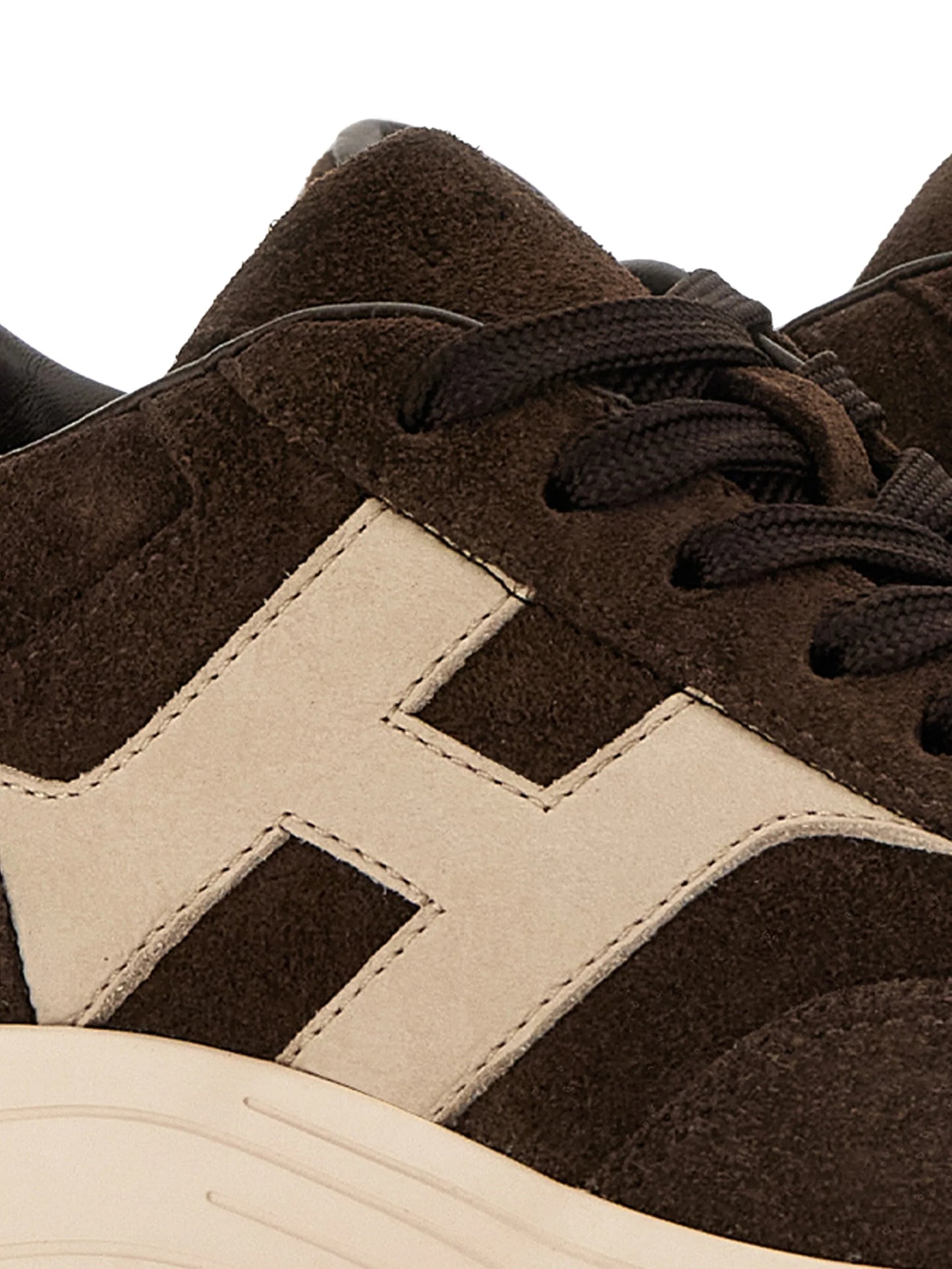 Hi-Fi sneakers