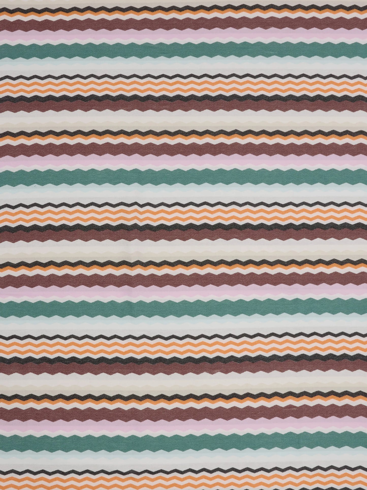 Aura zigzag-print towel