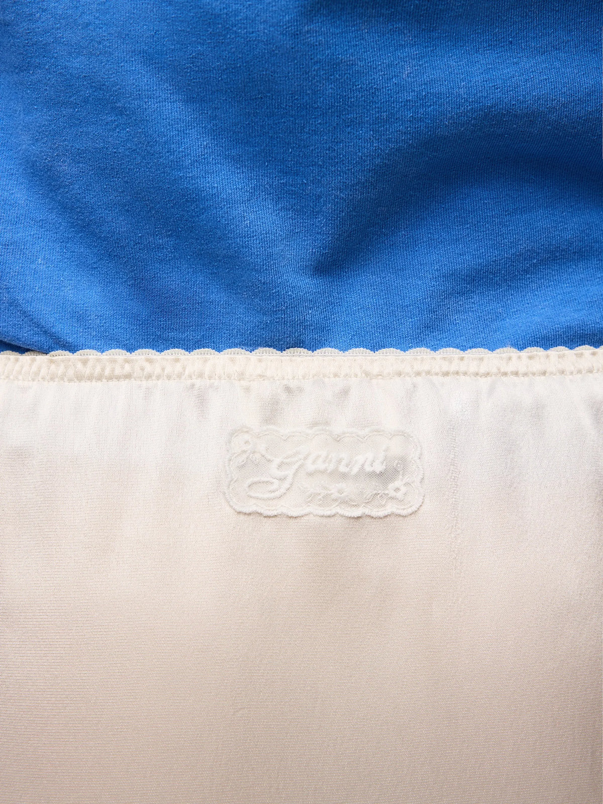 skirt in frill satin