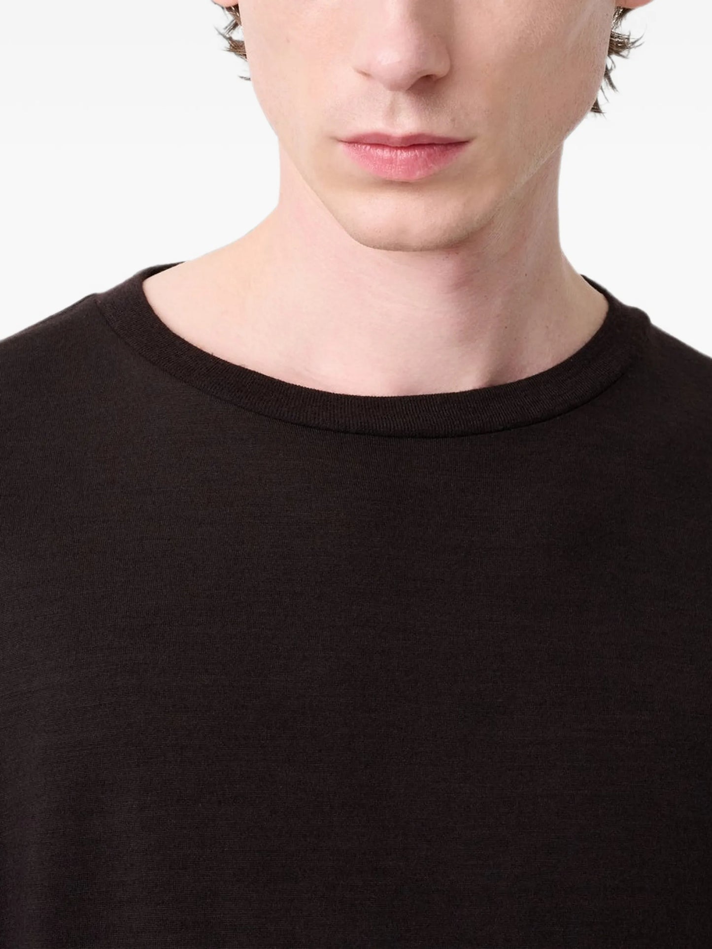 long-sleeved jersey T-shirt