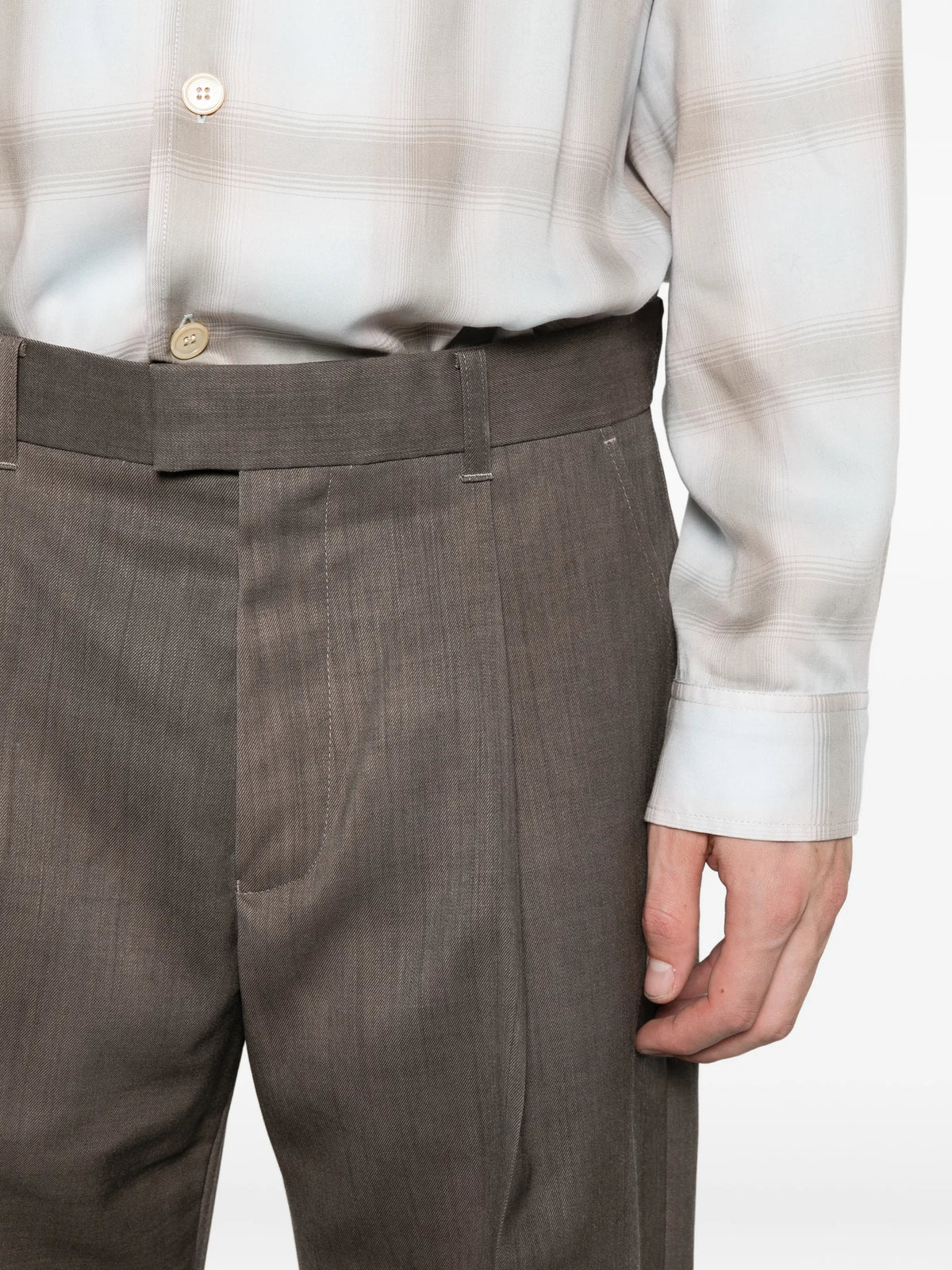 Slack trousers