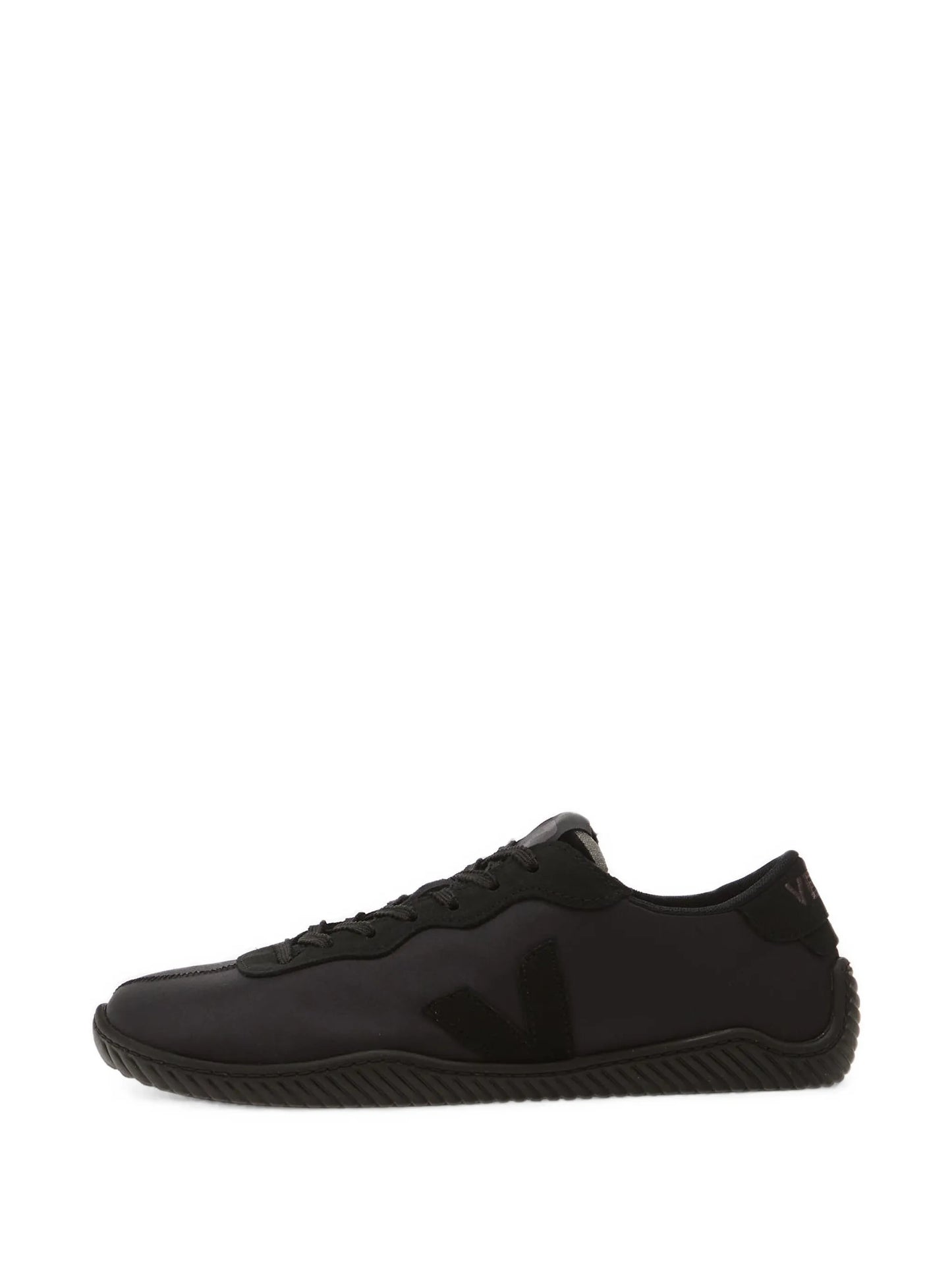 Jitsu sneakers