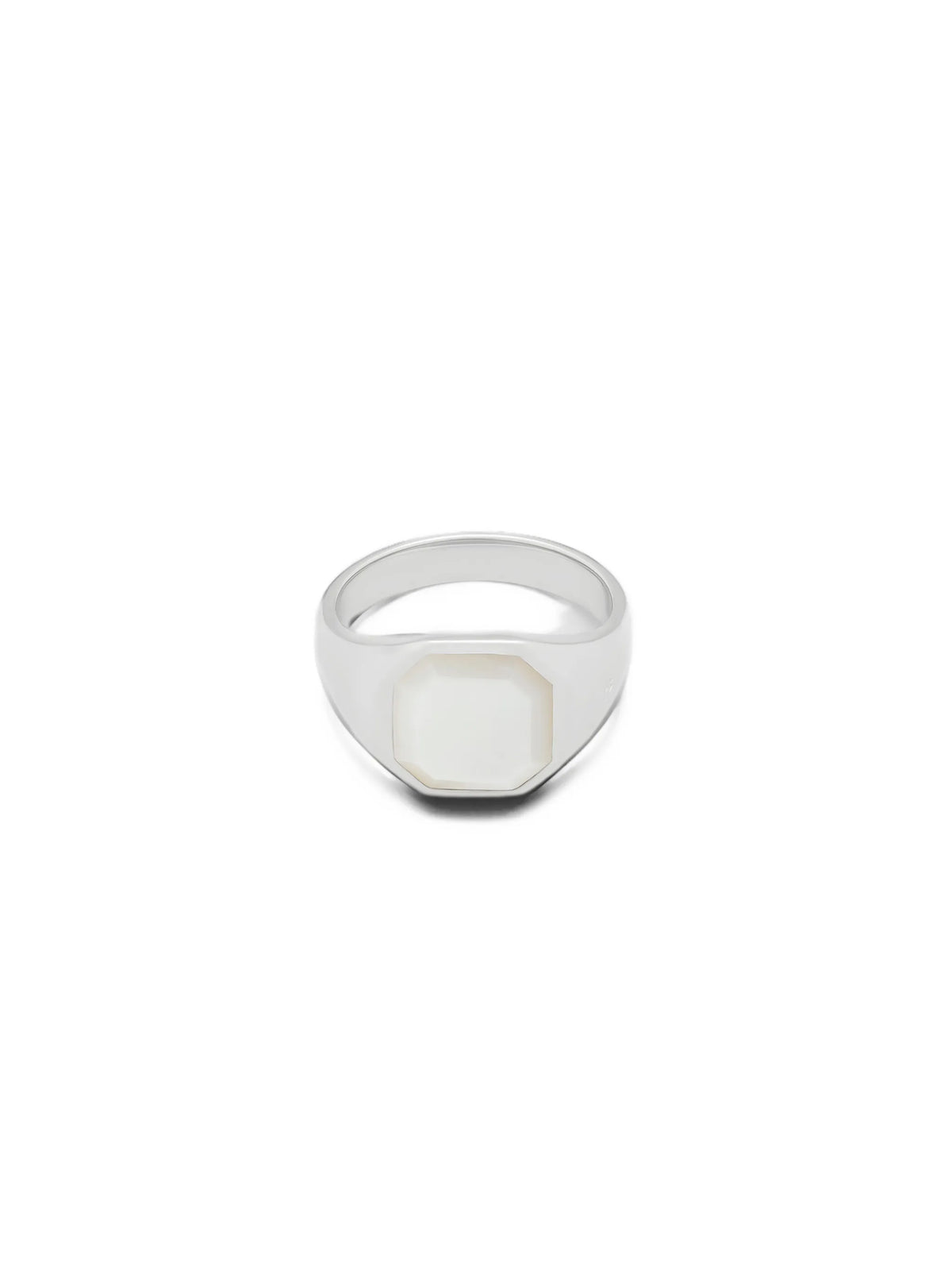 Dan mother-of-pearl ring
