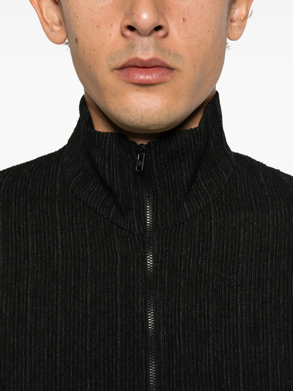 Shrunken fullzip sweater