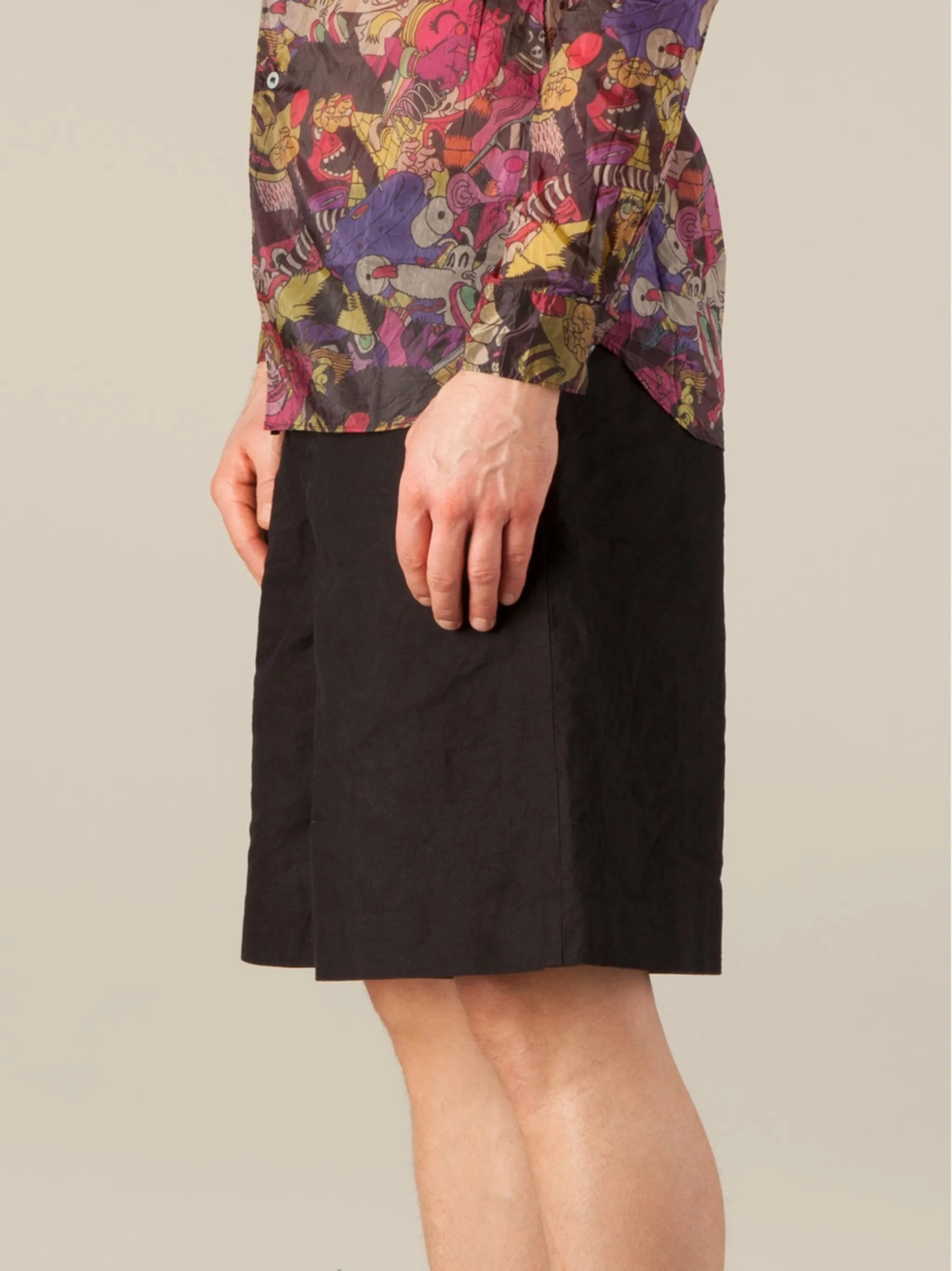 baggy shorts