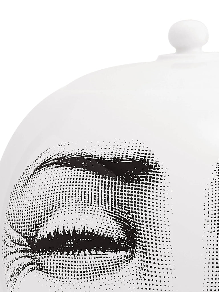 Piercing vase