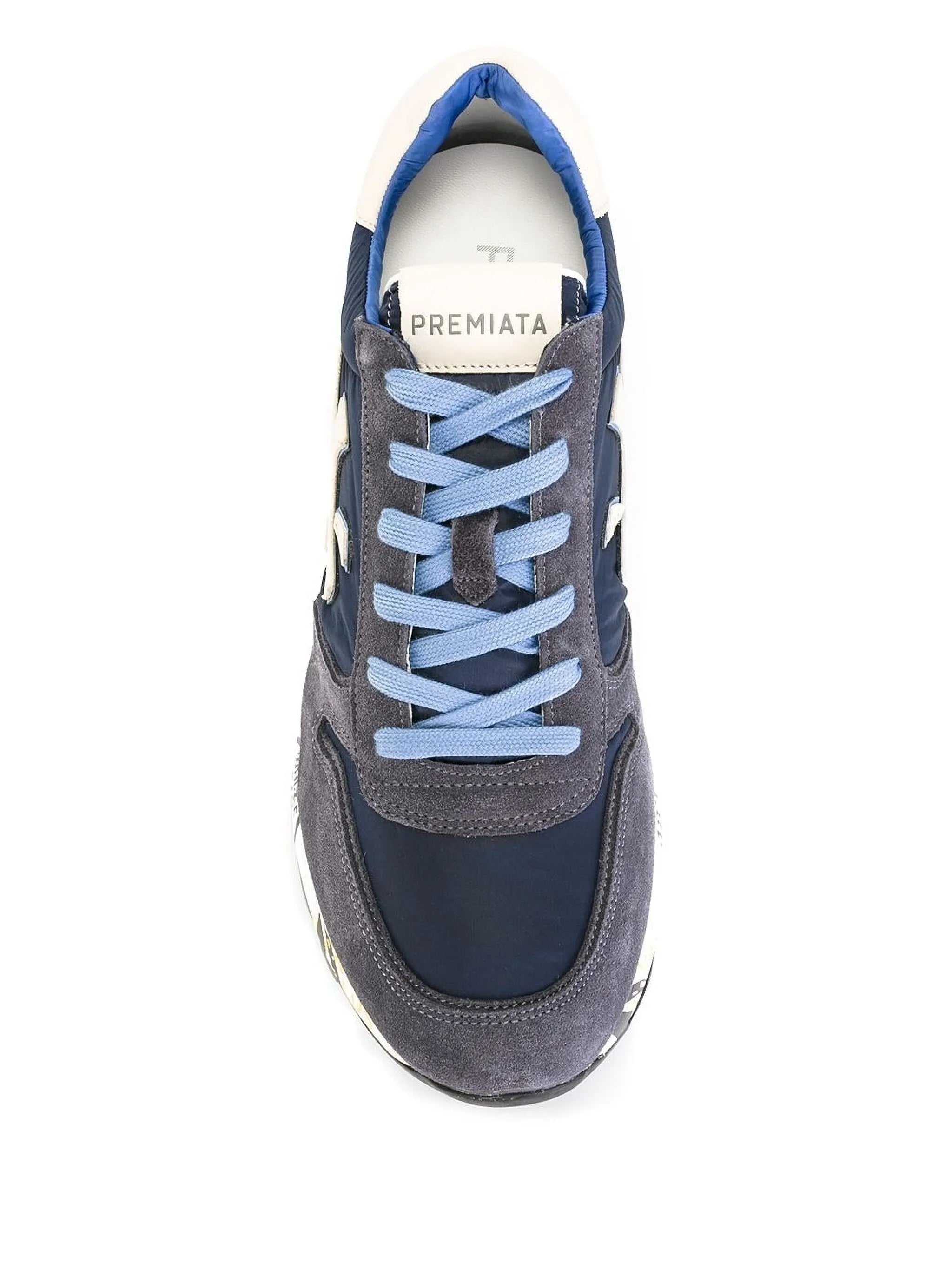 lace up sneakers