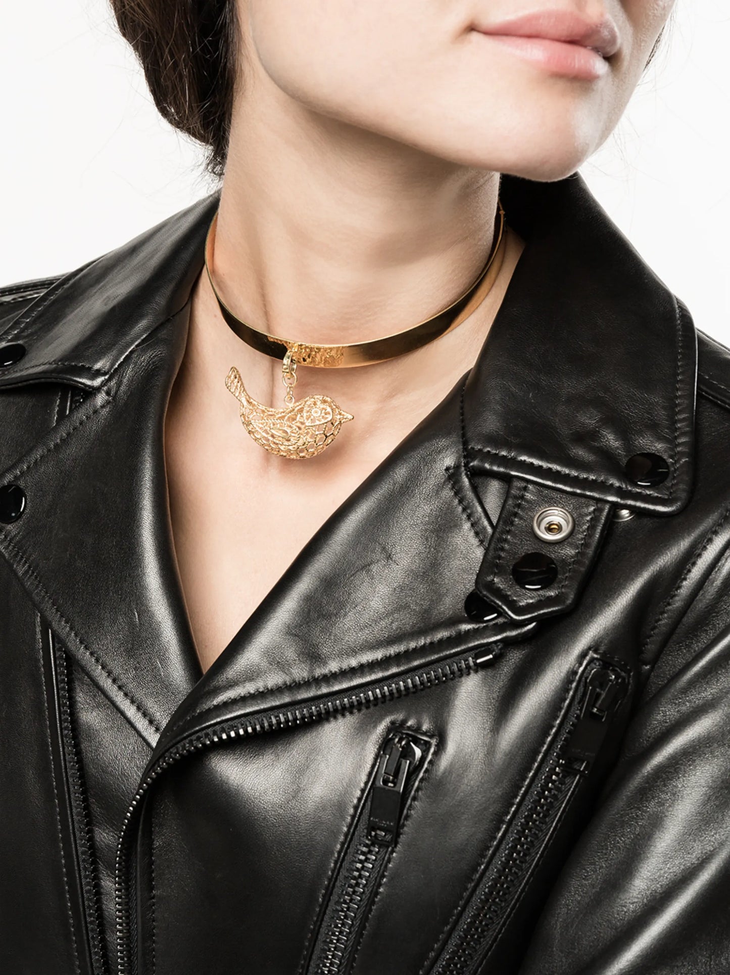 bird pendant collar