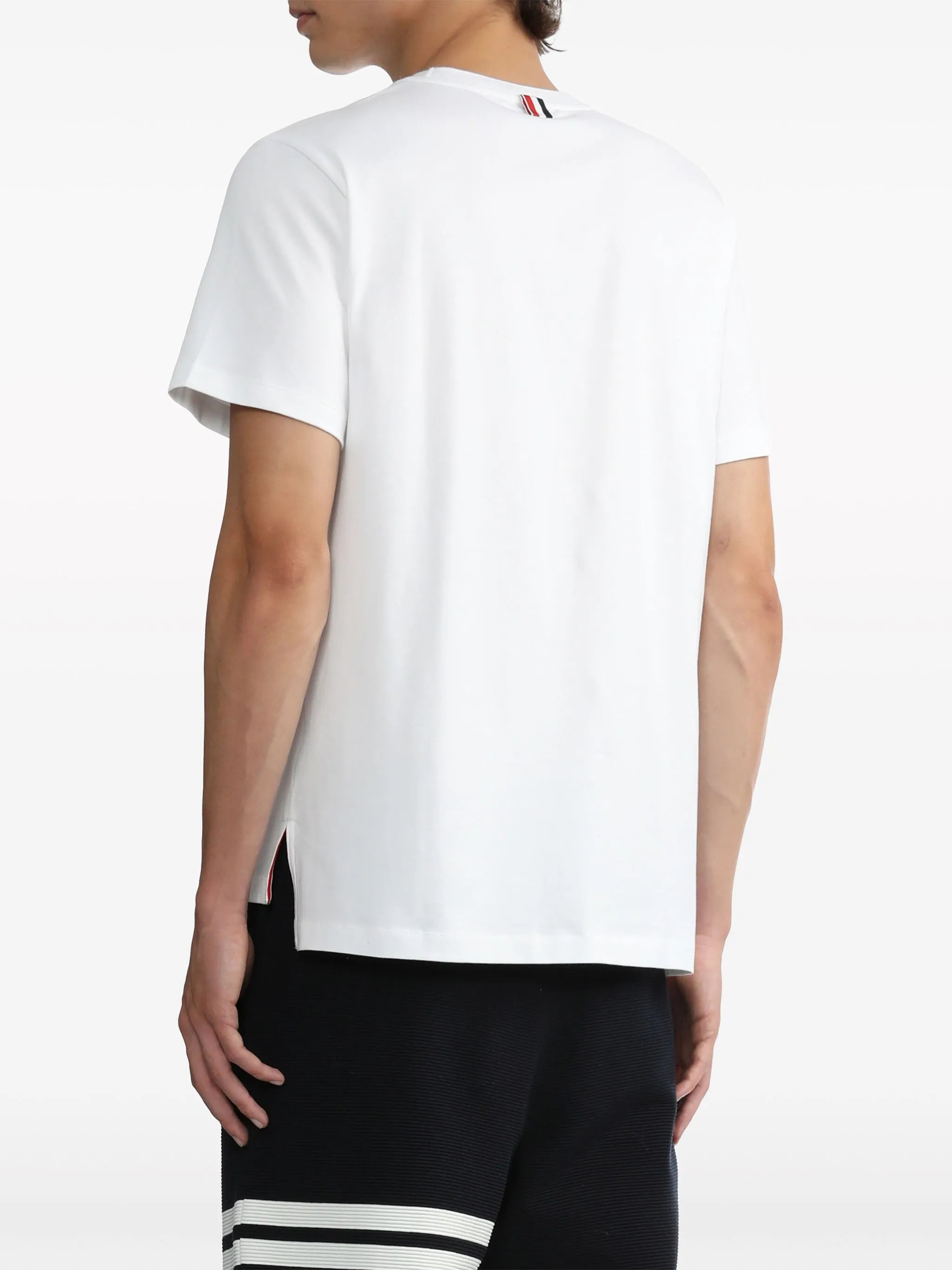 side-slit short-sleeve T-shirt