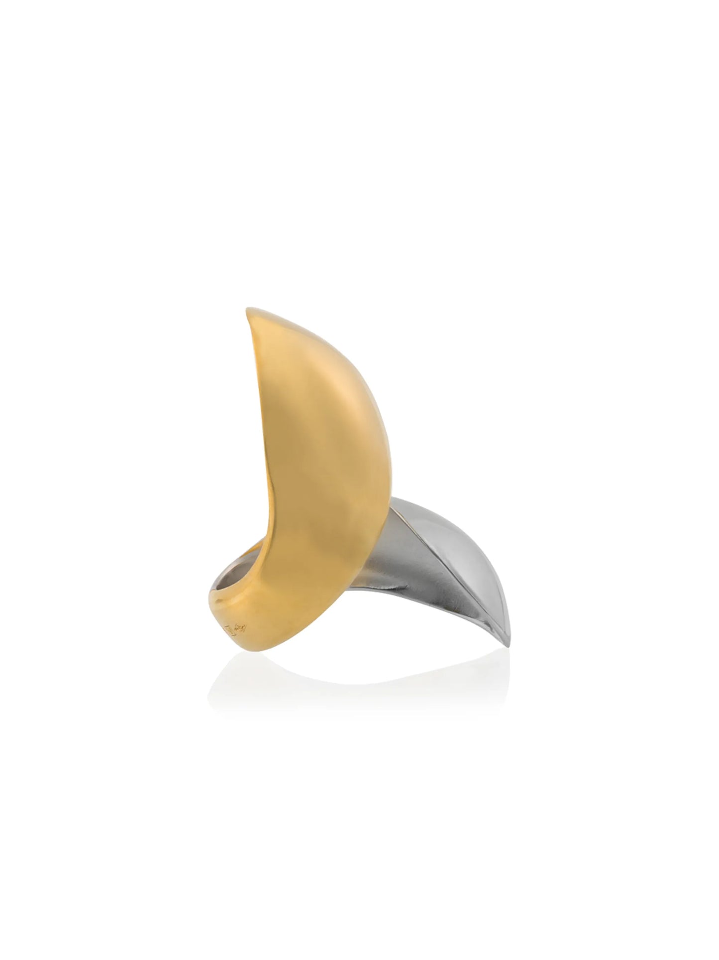 Petal Metallic Ring