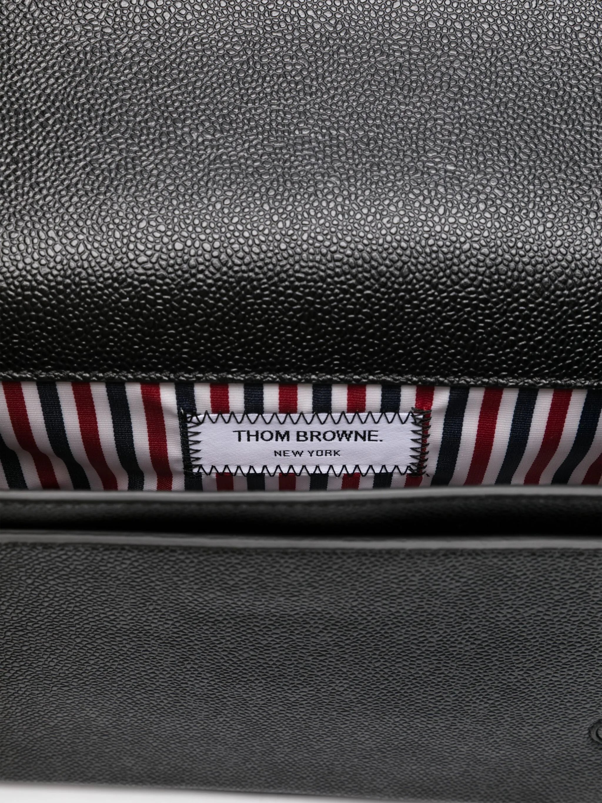 pebble grain reporter bag