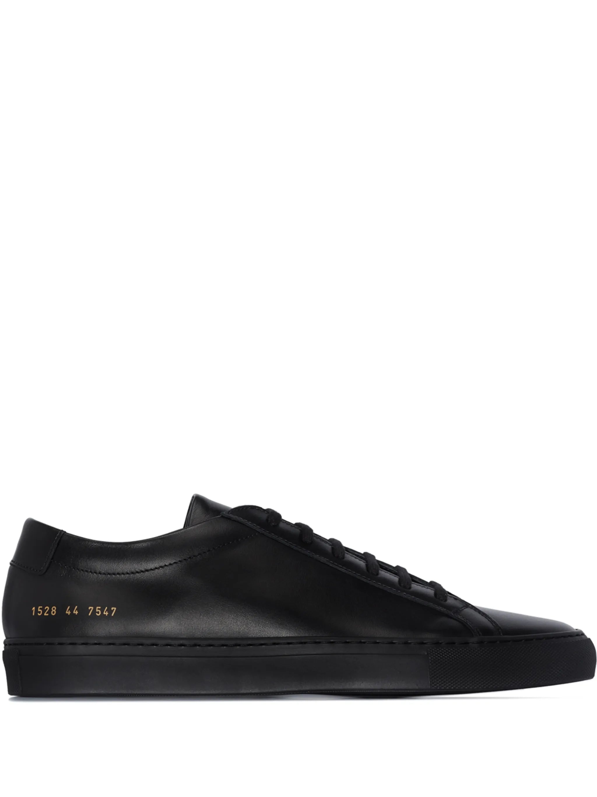 Low top trainers