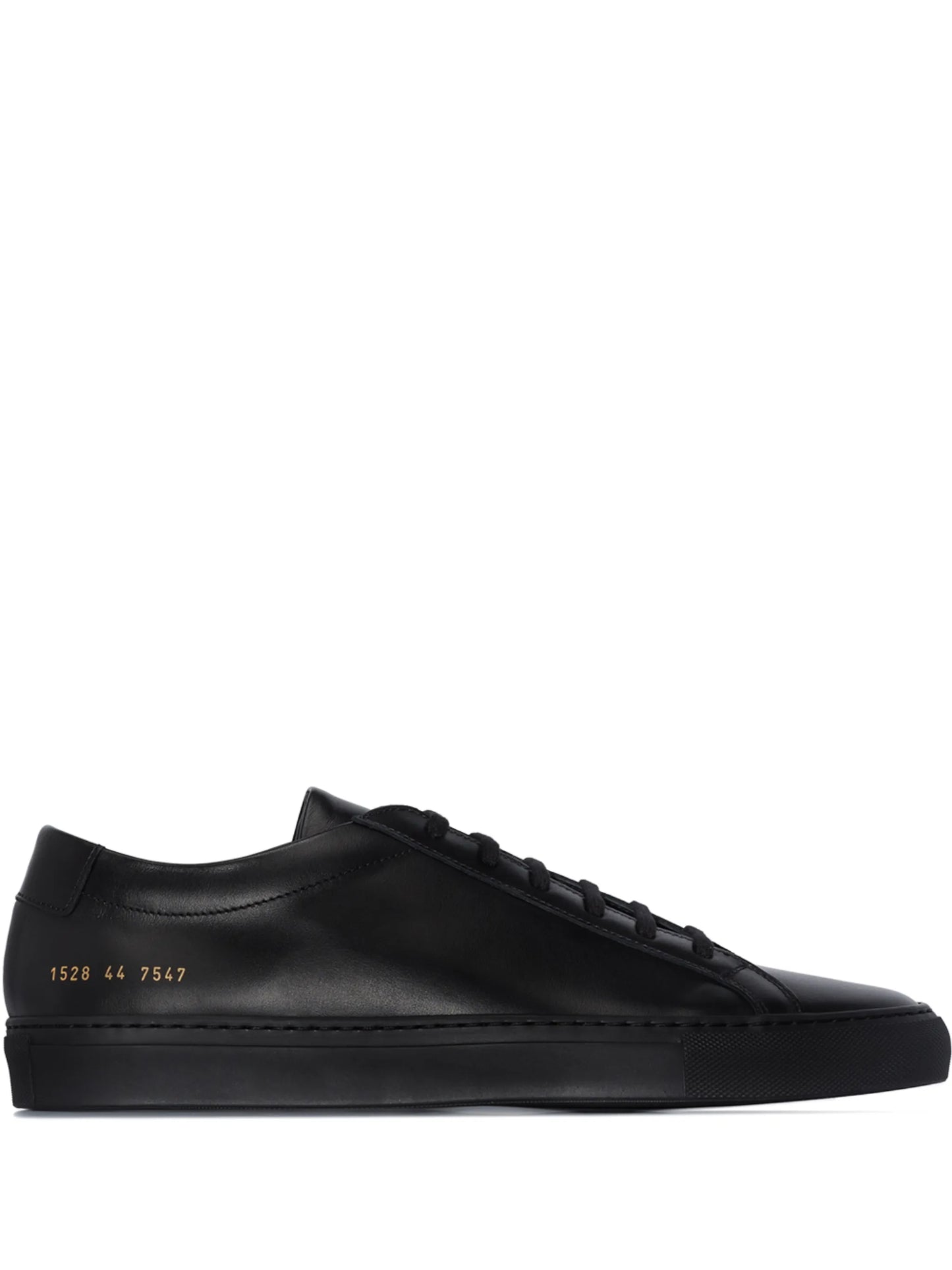 Low top trainers