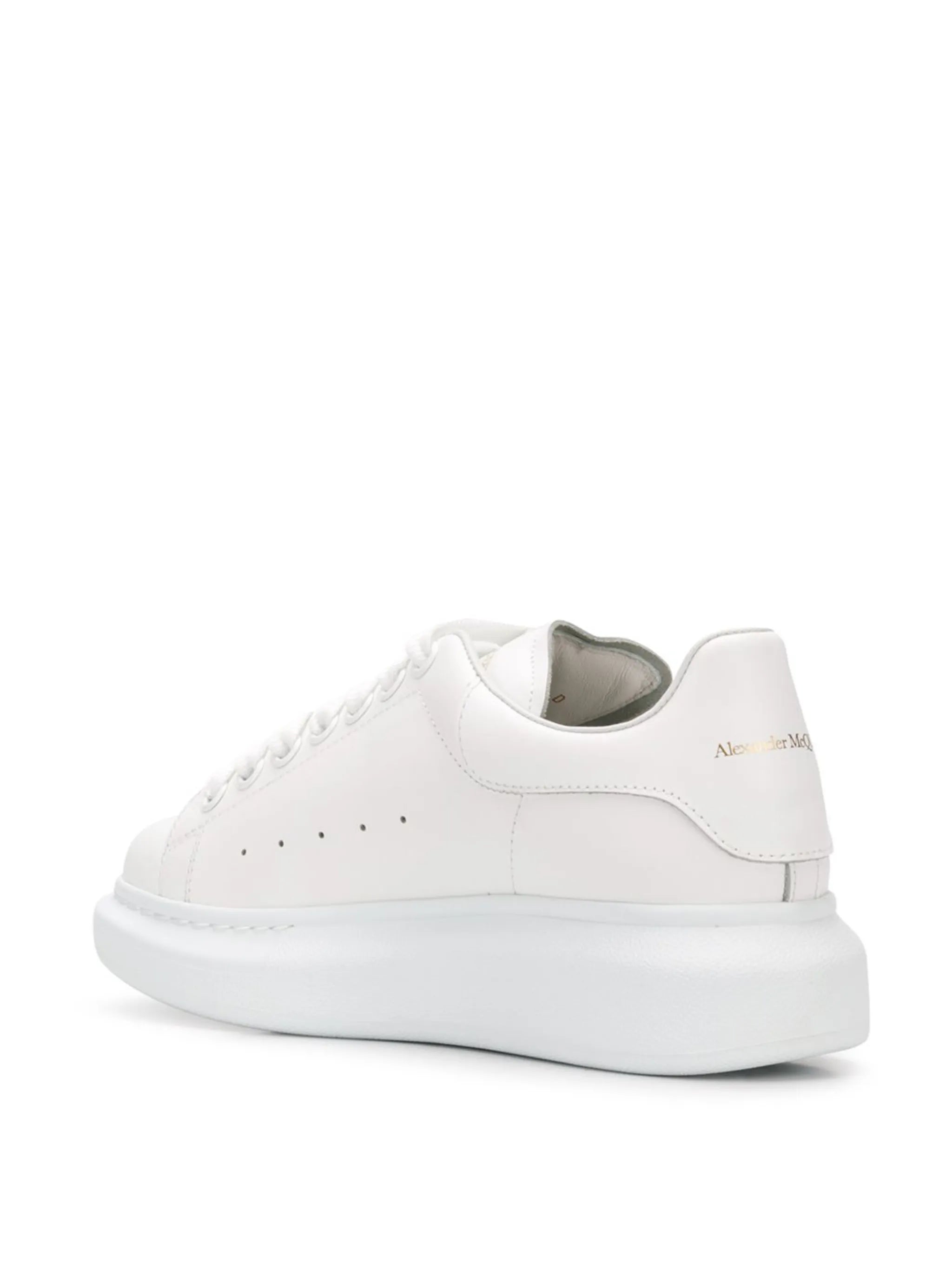 Oversized sneakers