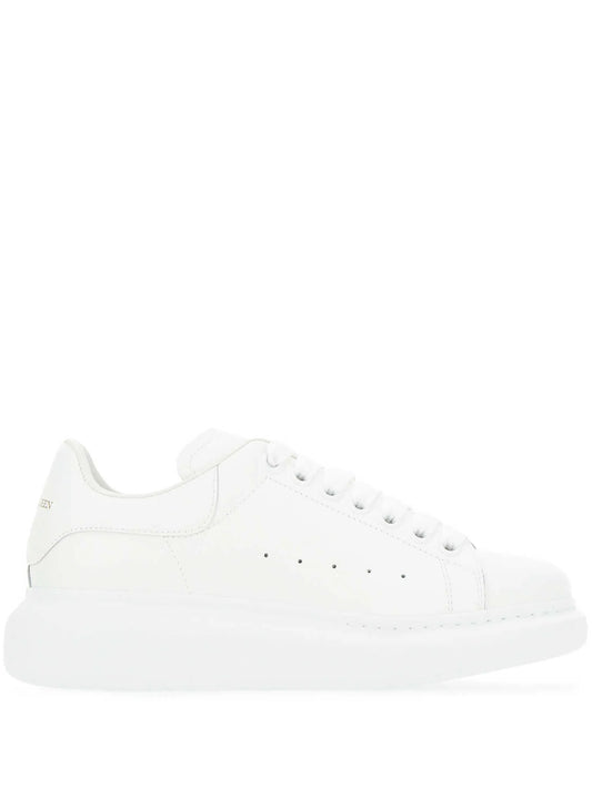 Oversized low-top sneakers