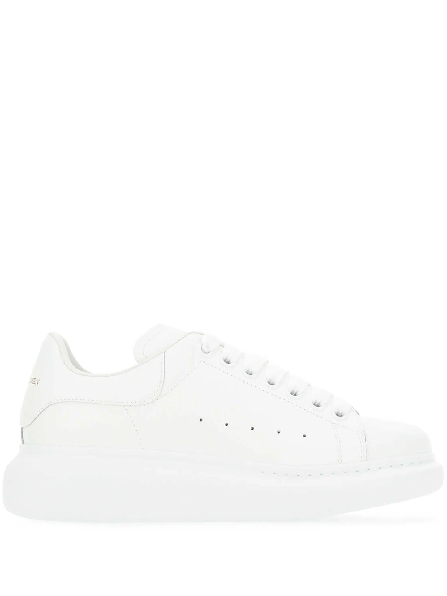 Oversized low-top sneakers
