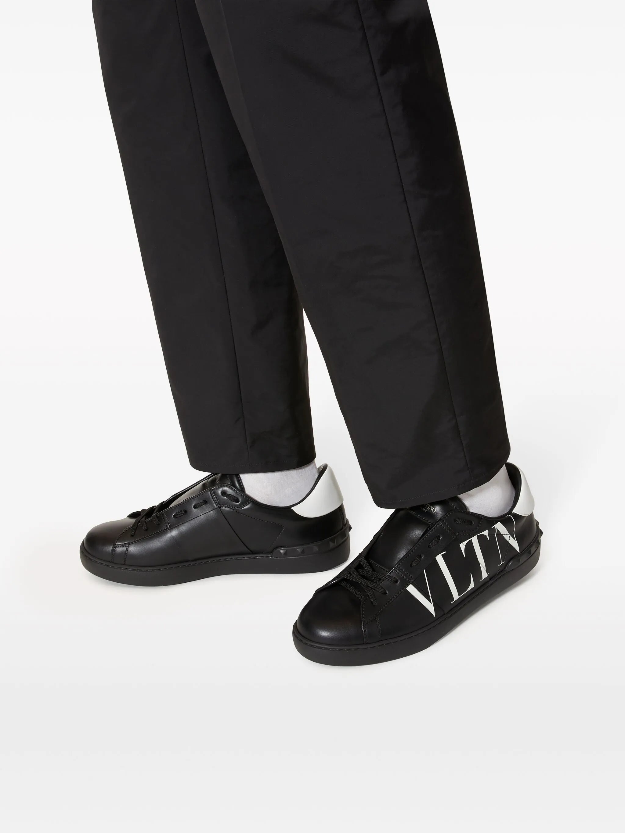 Open VLTN-print sneakers