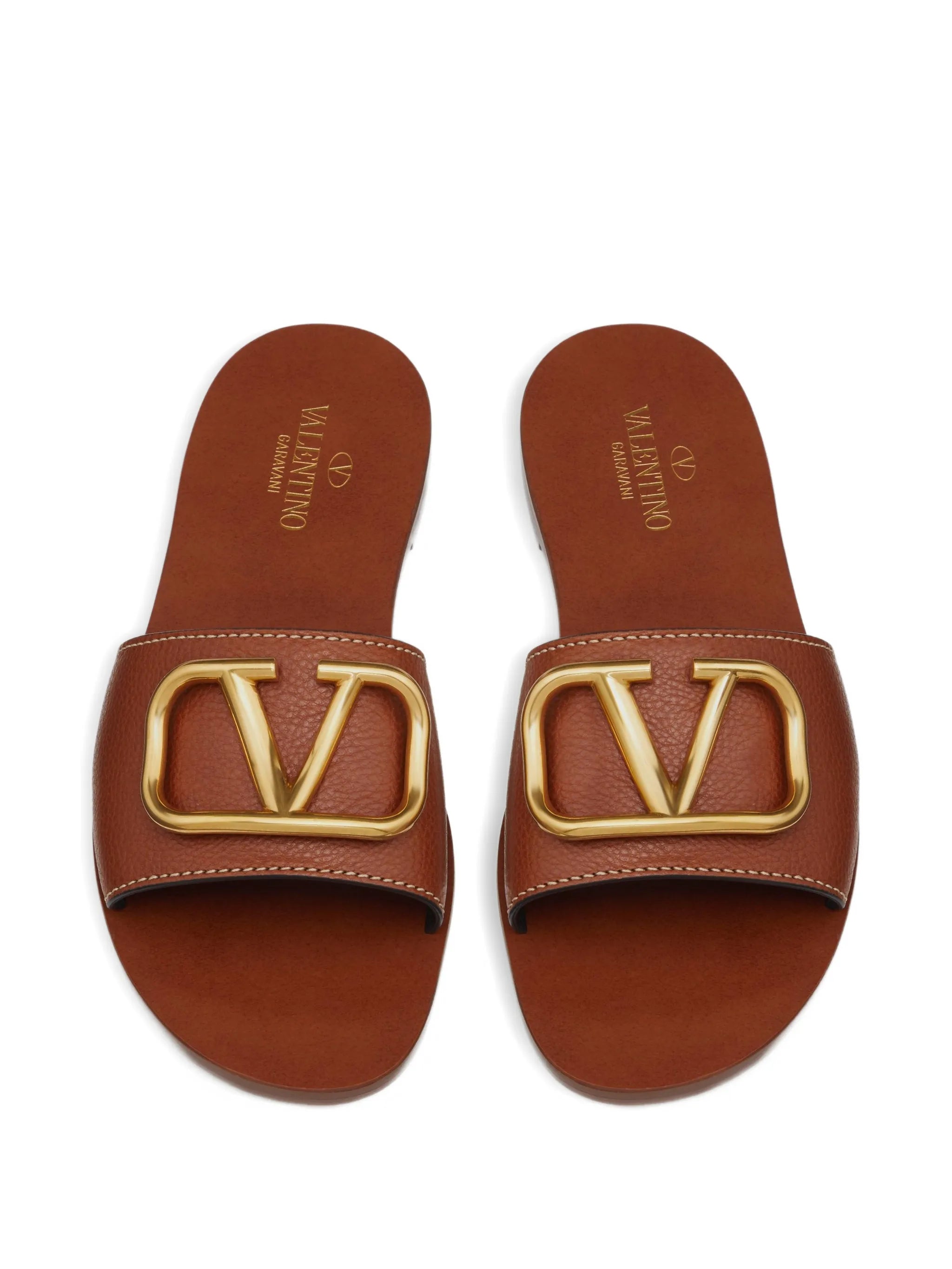 VLogo Signature slide sandals in grainy cowhide with accessory