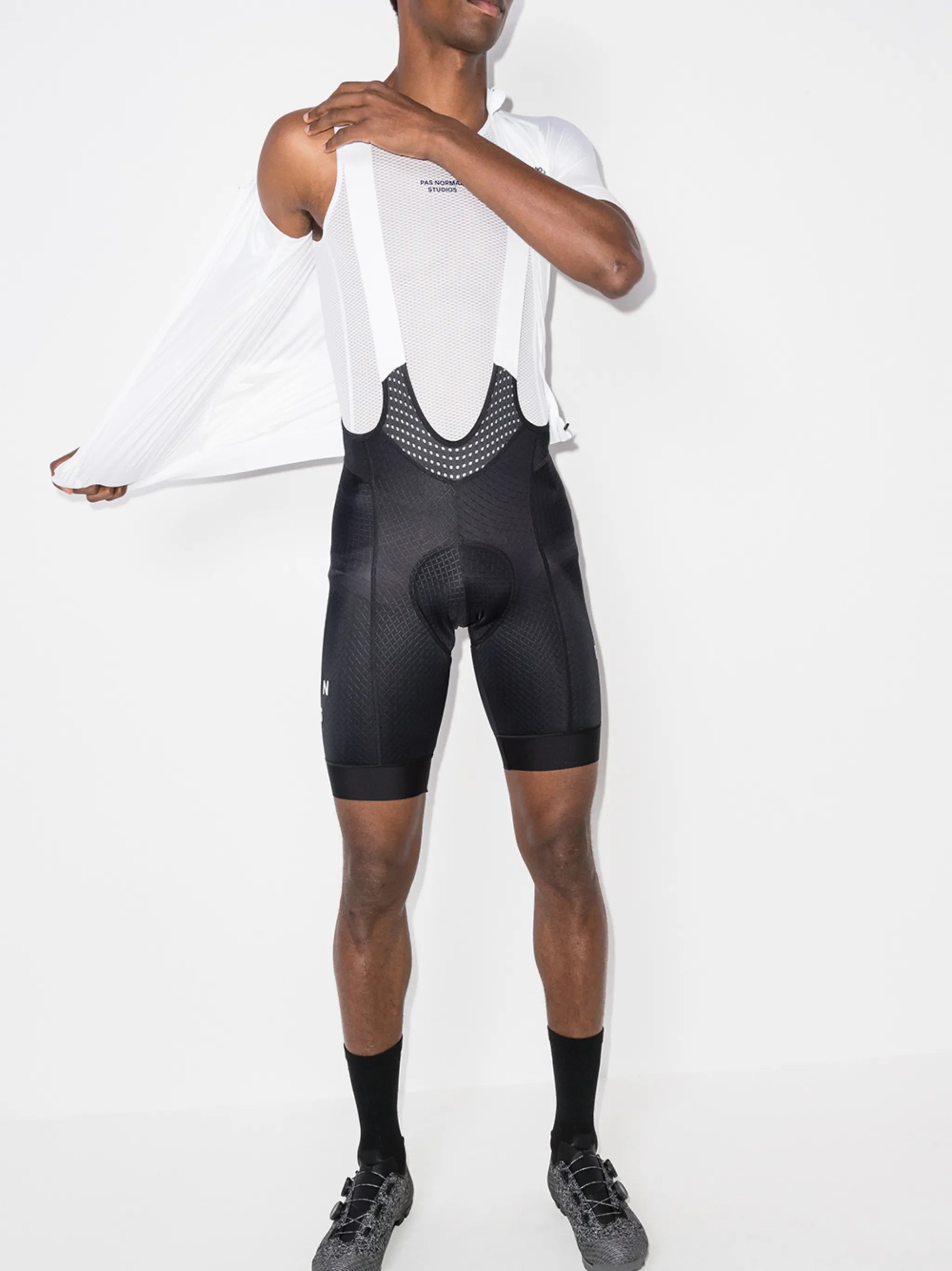 Mechanism bib shorts