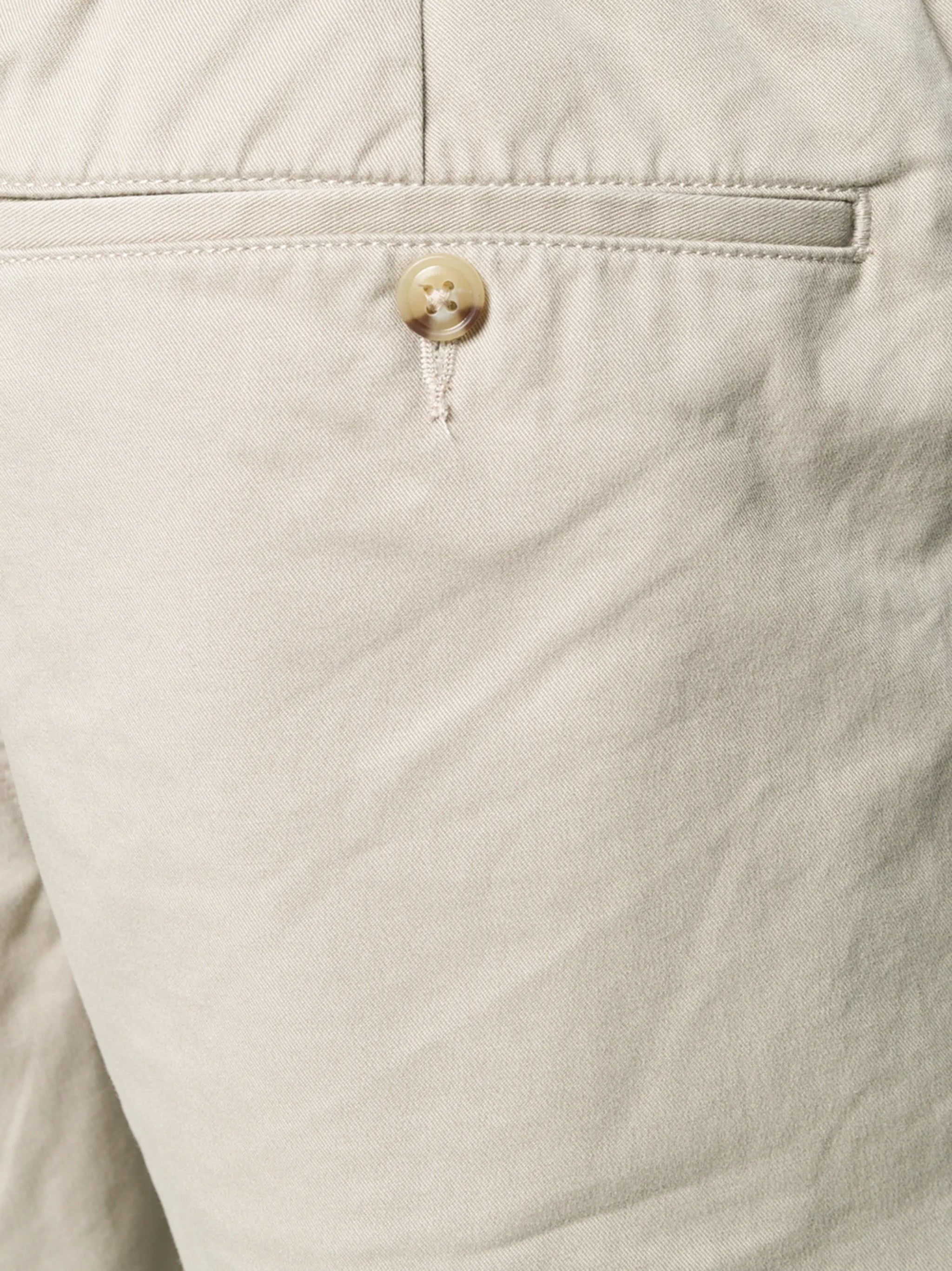 logo-embroidered elasticated-waist shorts