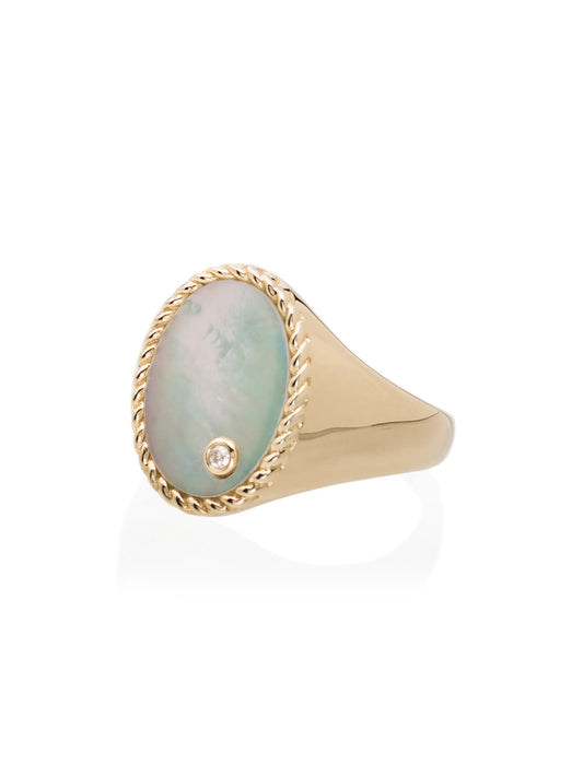 9kt yellow gold pearl signet ring