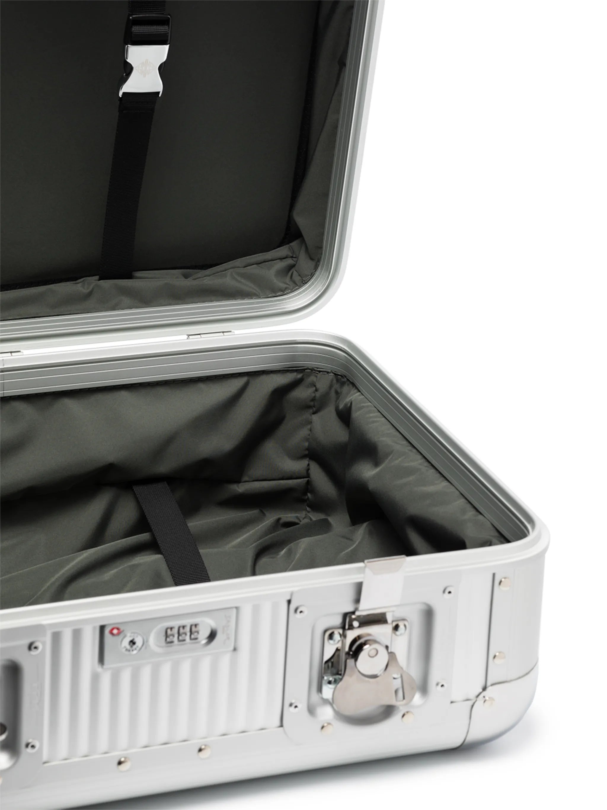 Bank S Spinner 55M suitcase