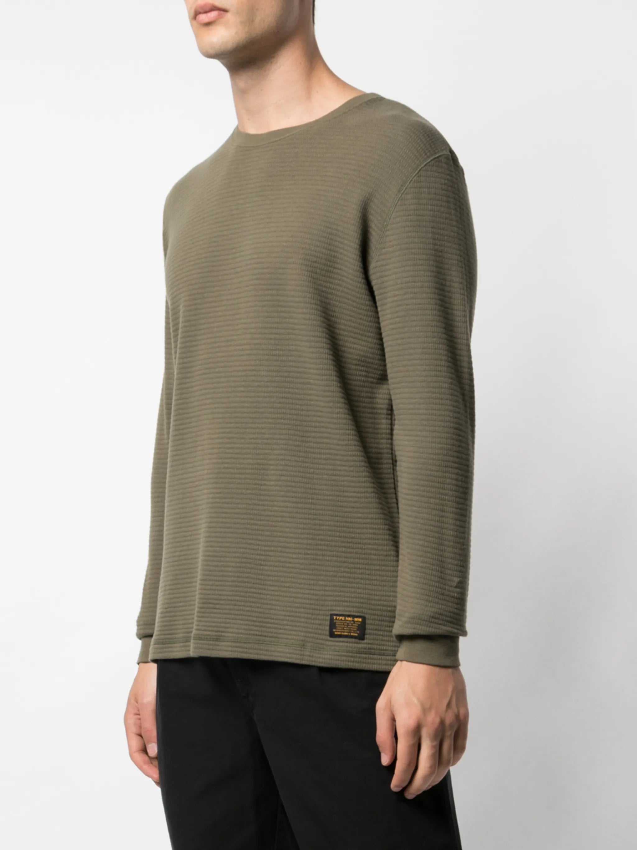 crew neck pullover