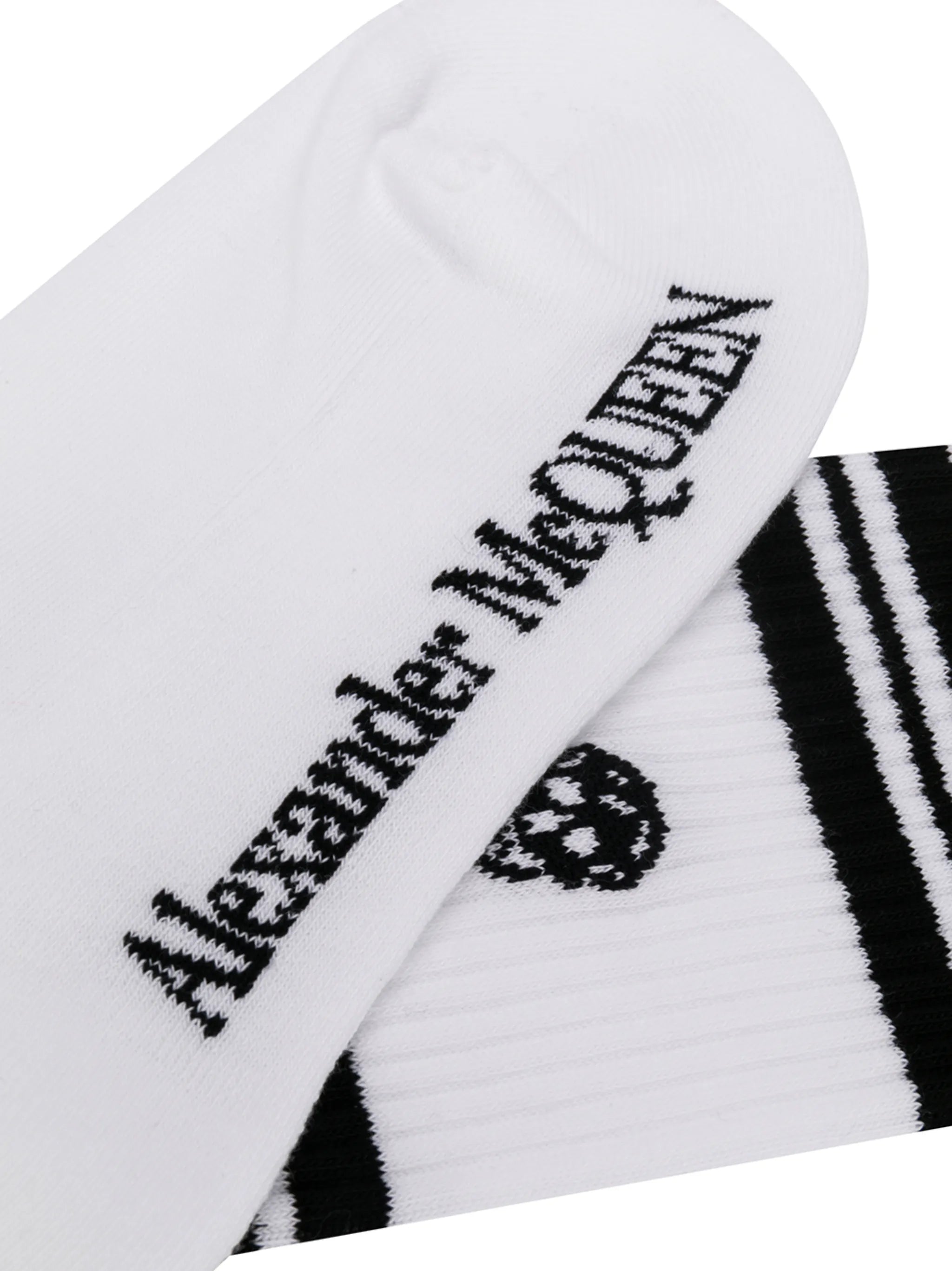 skull knitted socks