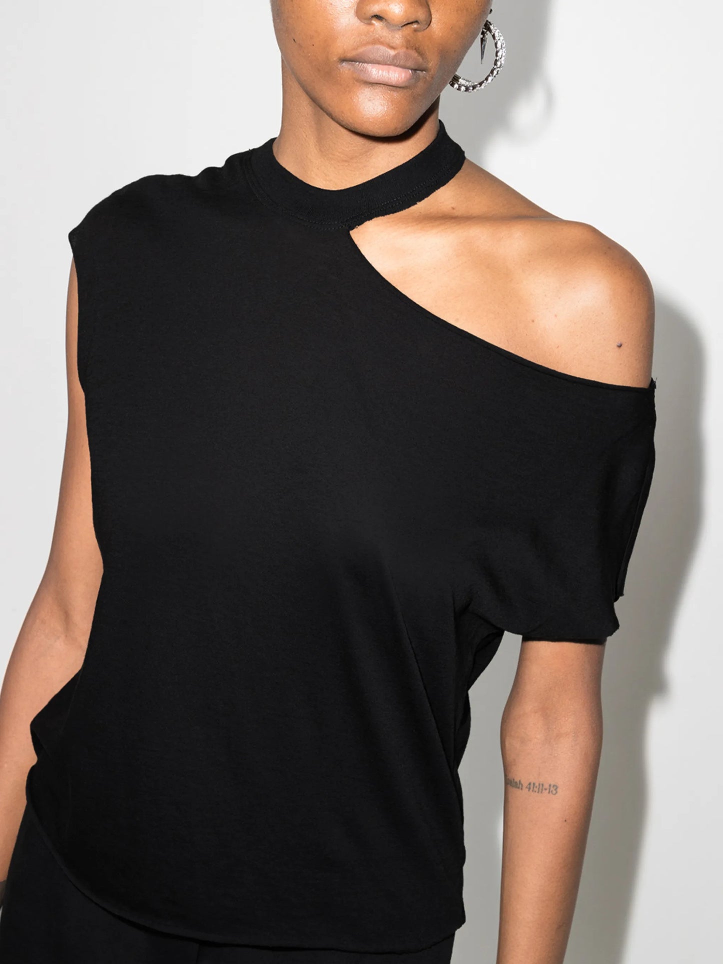 Axel cut-out T-shirt