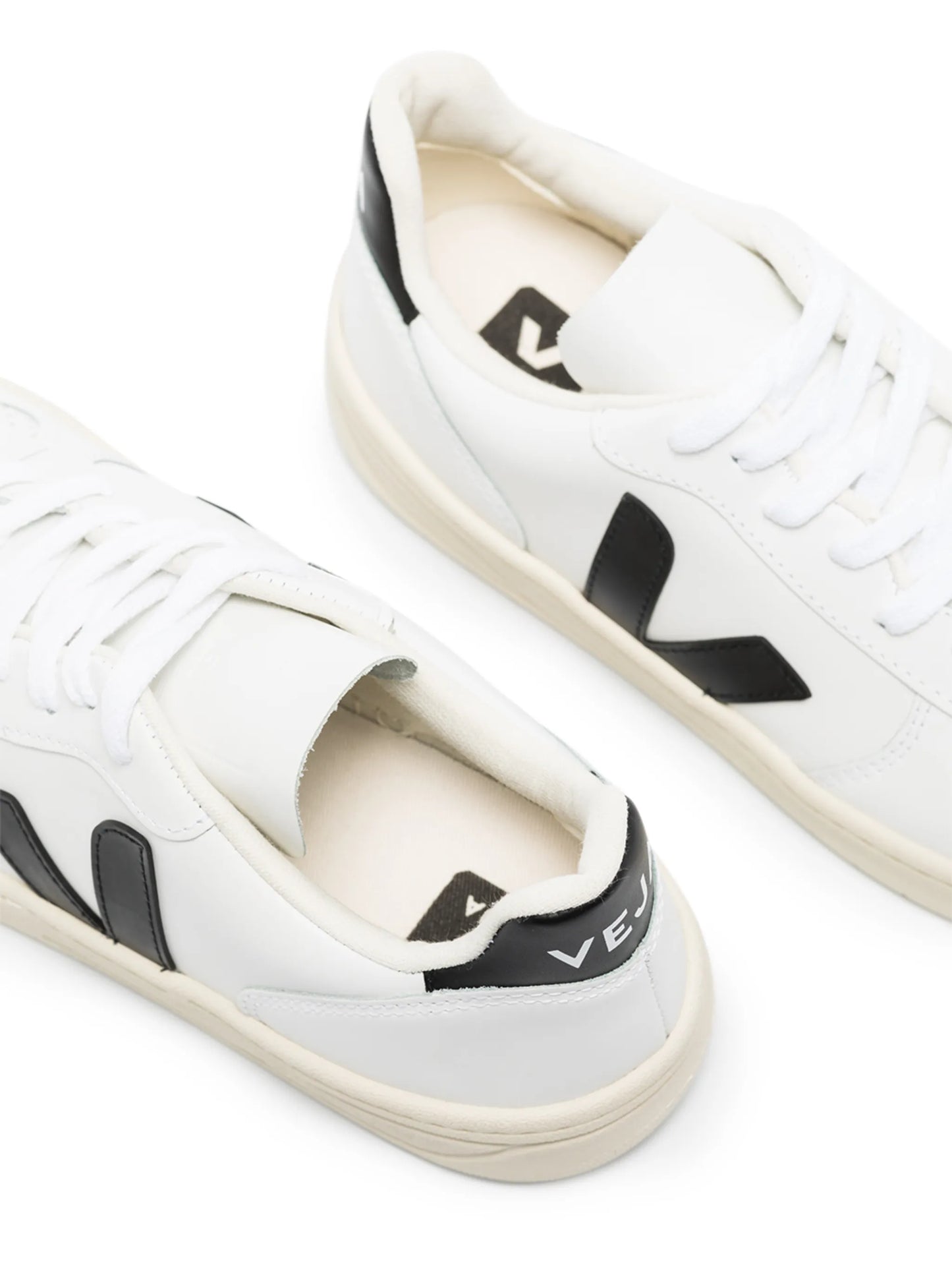 V-10 leather sneakers